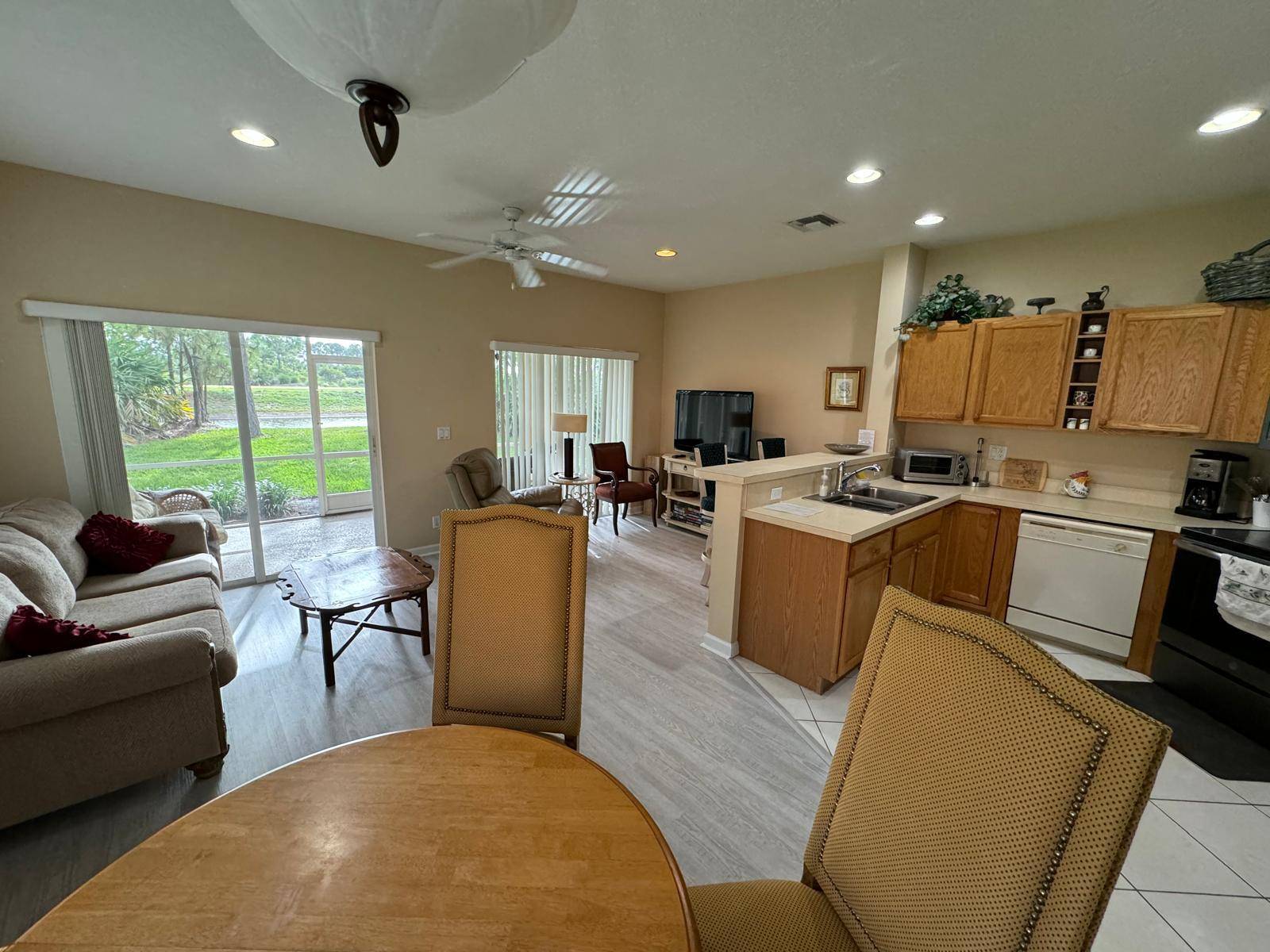 Port Saint Lucie, FL 34986,8306 Mulligan CIR A