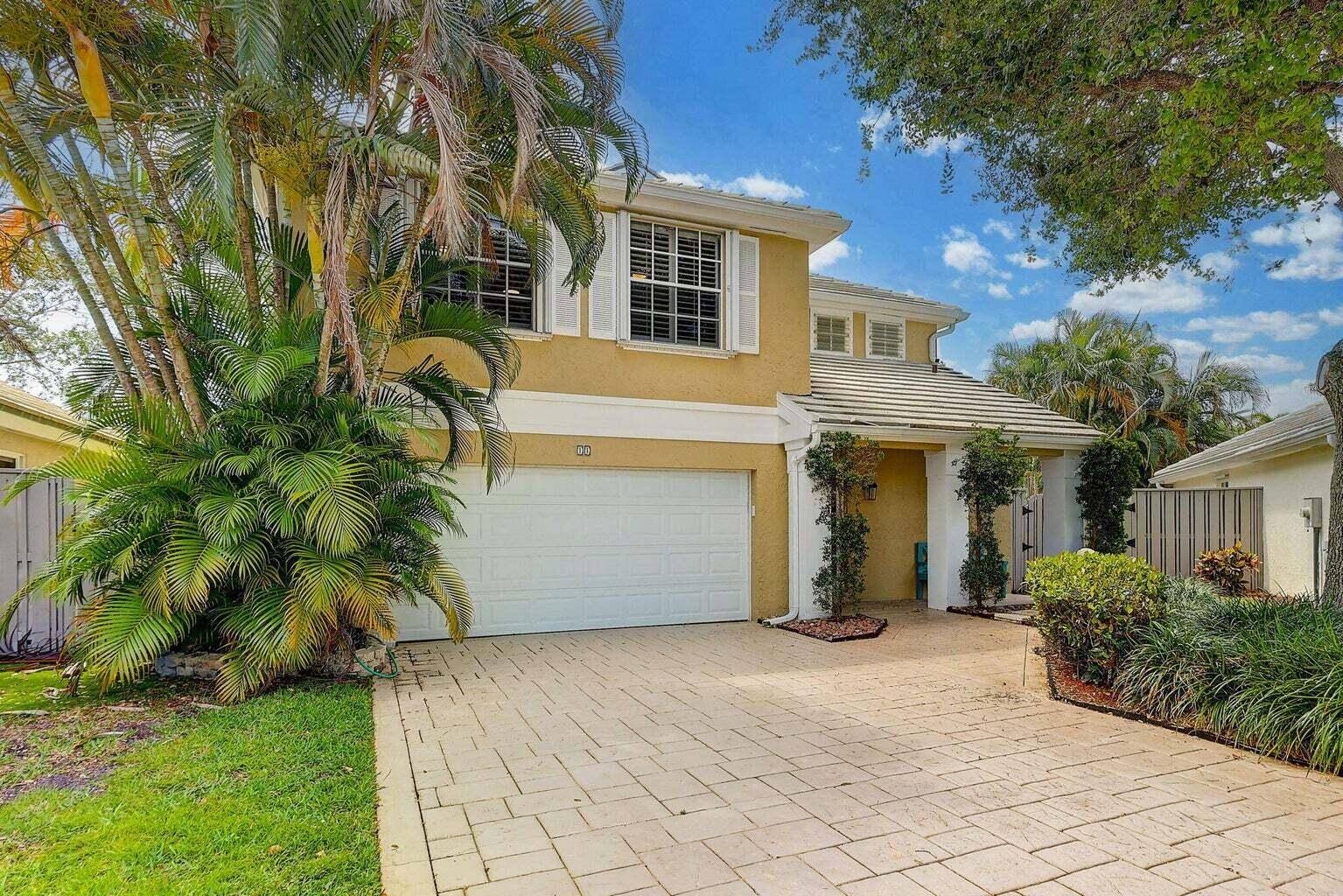 Palm Beach Gardens, FL 33418,11 Commanders DR