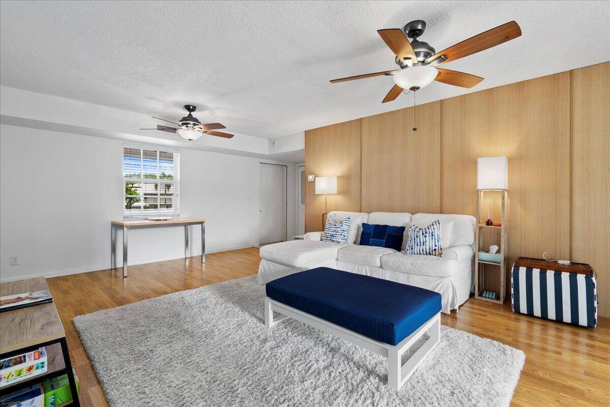 Riviera Beach, FL 33404,1250 Sugar Sands BLVD 210