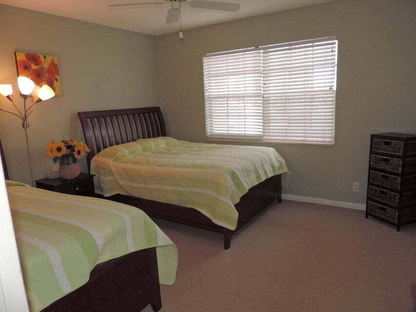 Juno Beach, FL 33408,20 Celestial WAY 105