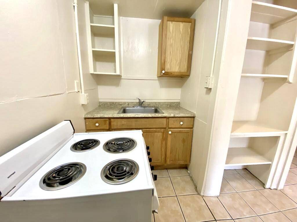 West Palm Beach, FL 33407,436 48th ST B