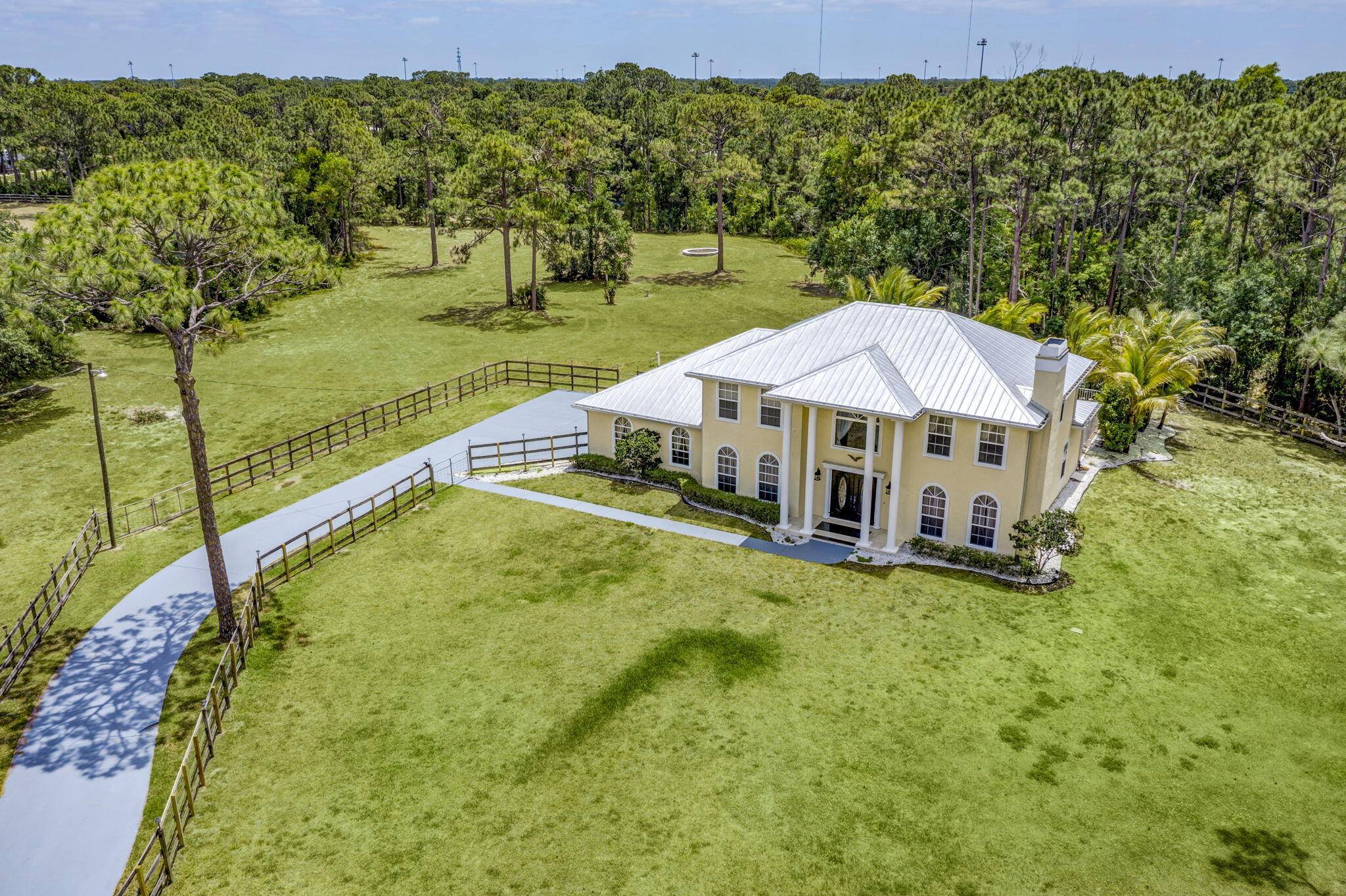 Palm City, FL 34990,3202 SW Holly LN