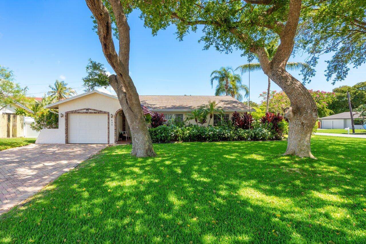 Delray Beach, FL 33444,639 Mallard DR