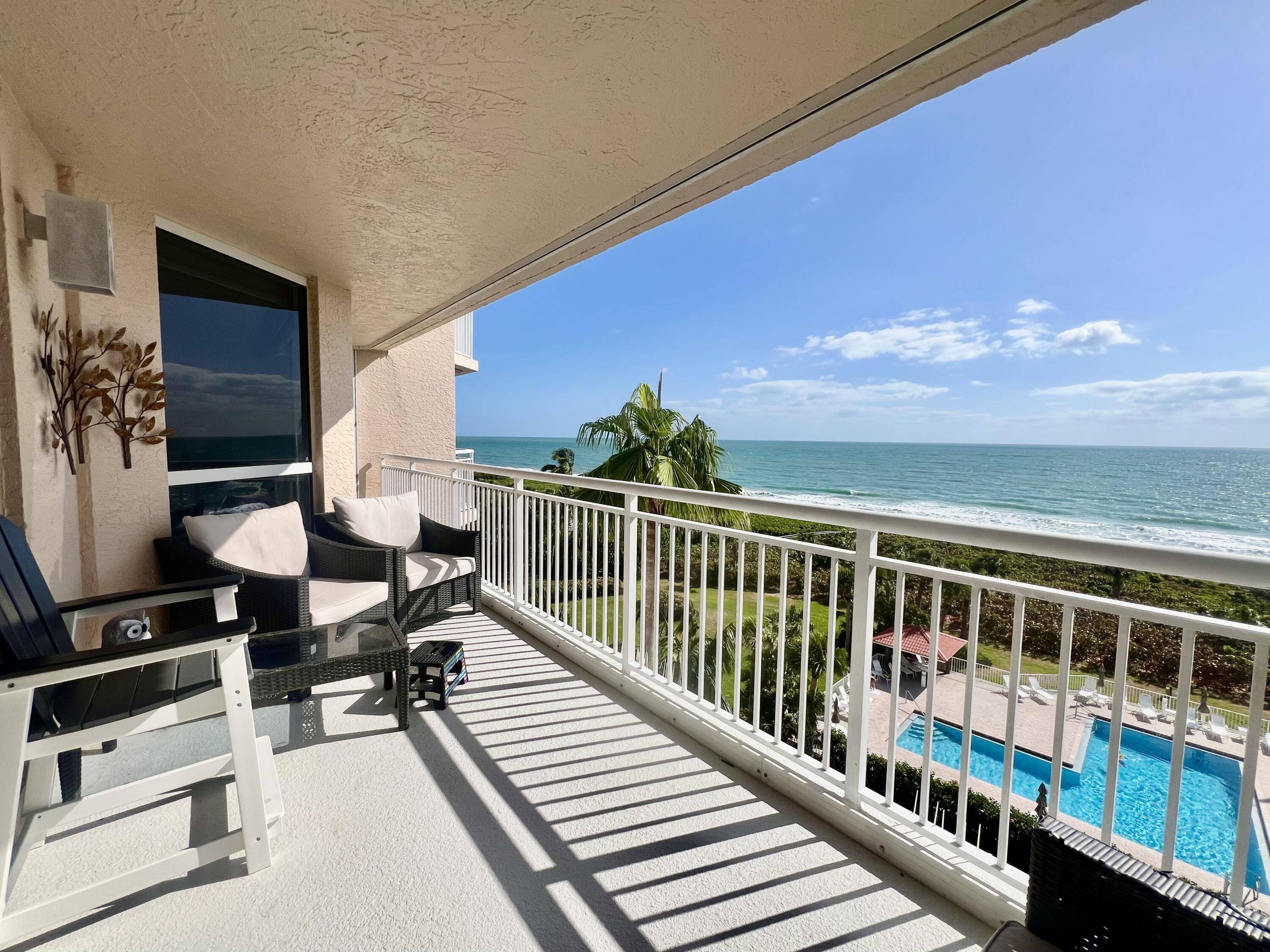 Hutchinson Island, FL 34949,3880 N Highway A1a 604