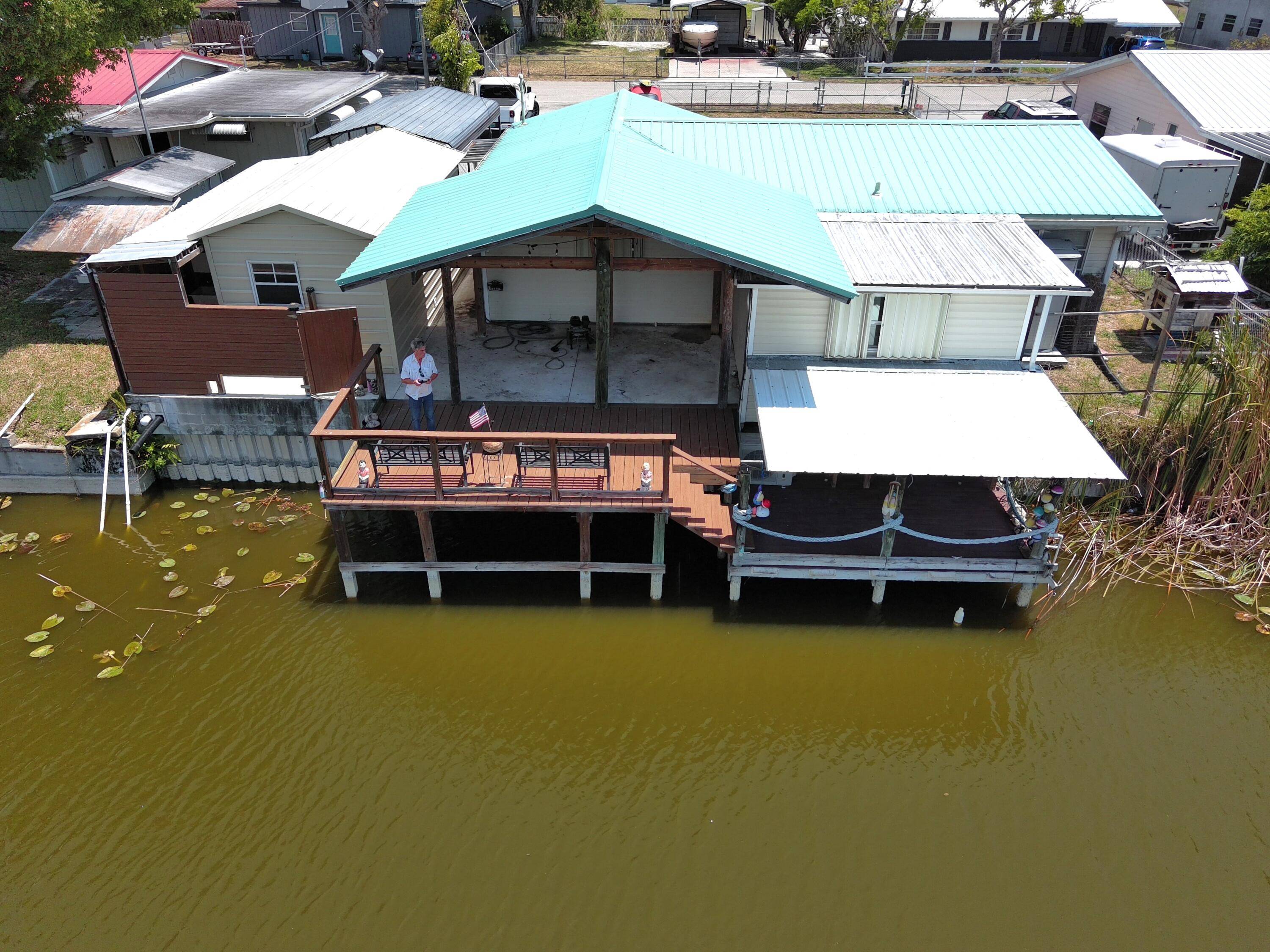 Okeechobee, FL 34974,1066 5th ST