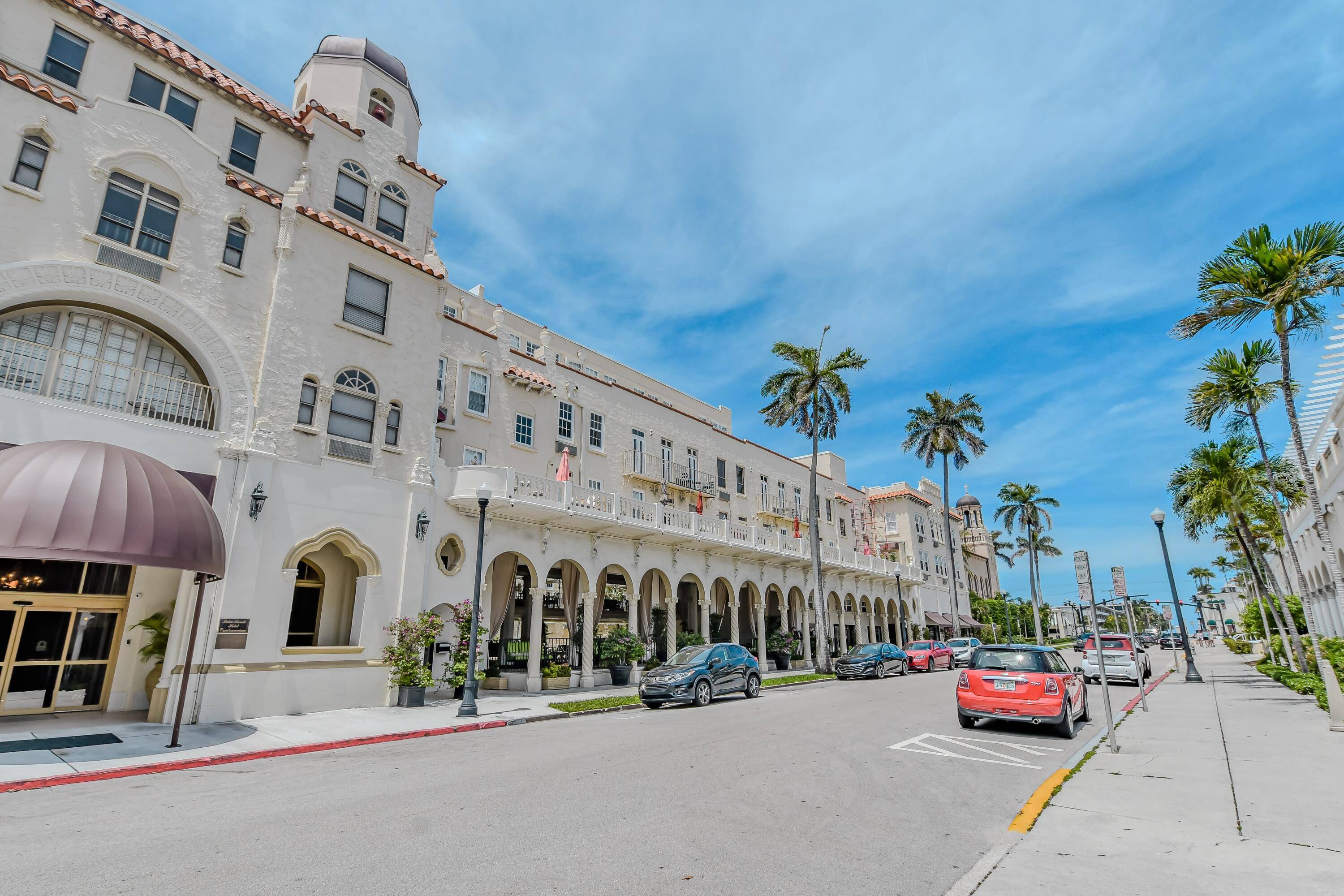 Palm Beach, FL 33480,235 Sunrise AVE 2038