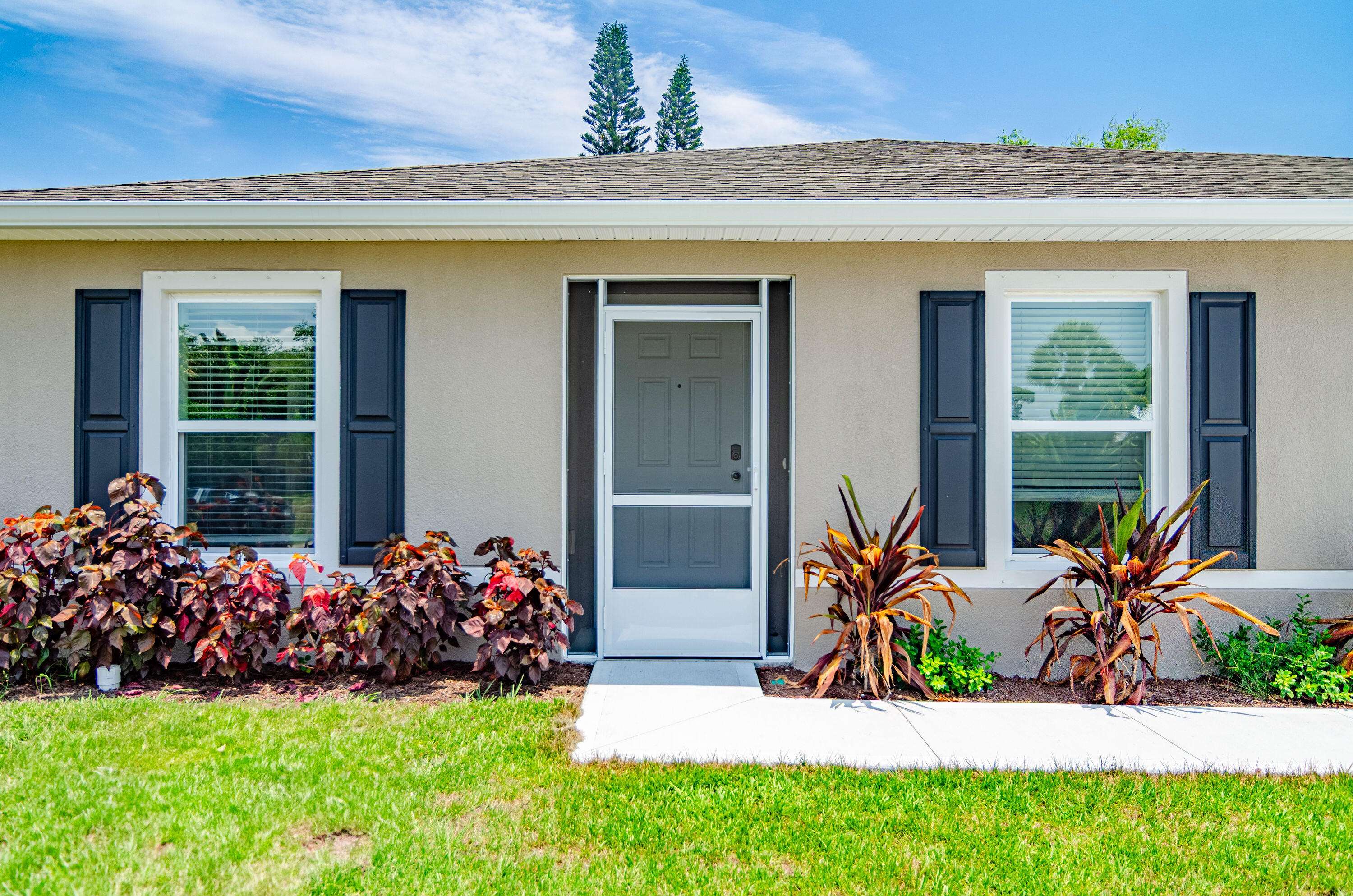 Sebastian, FL 32958,1580 Eastlake LN