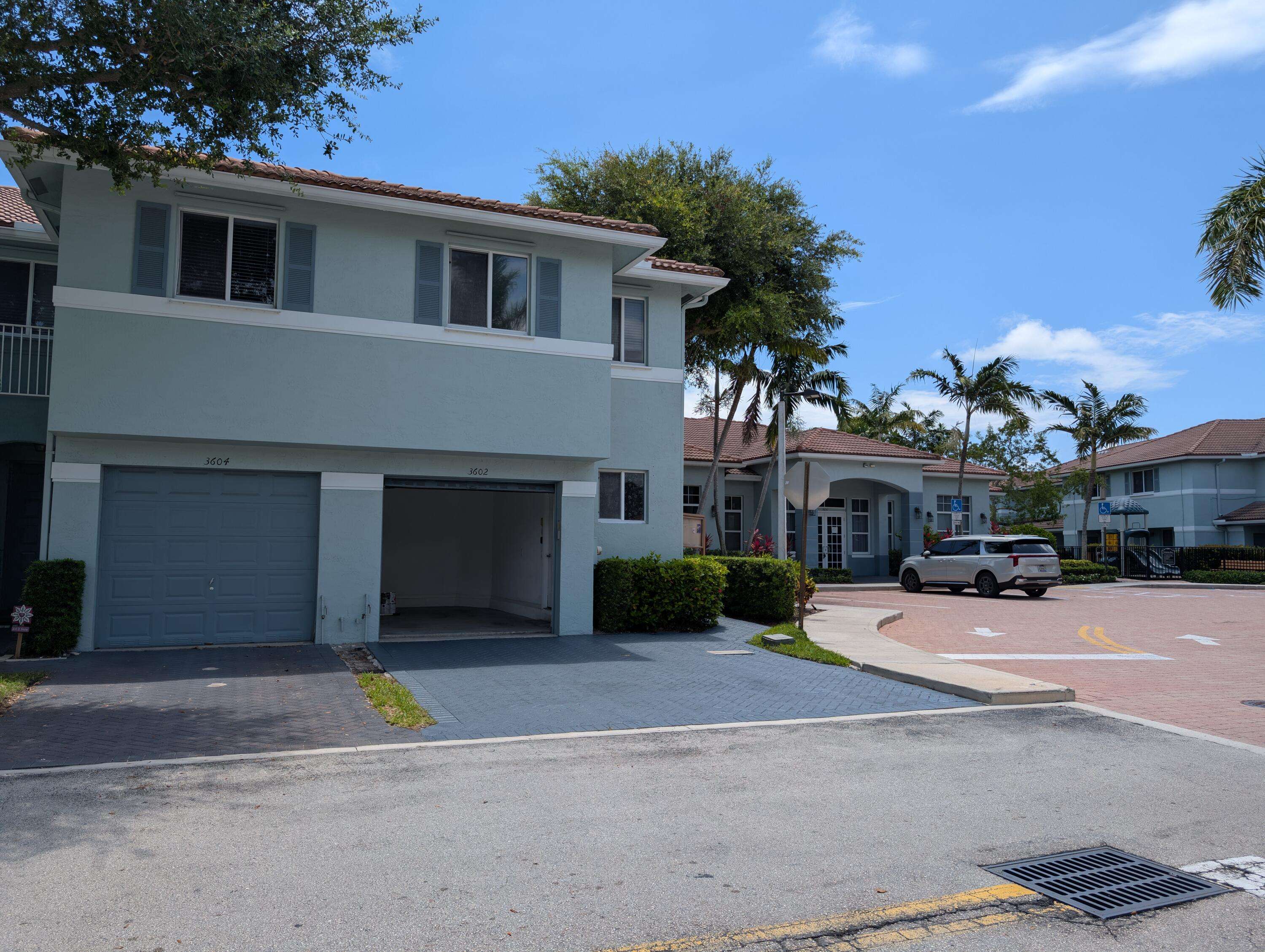 Riviera Beach, FL 33404,3602 Sonoma DR