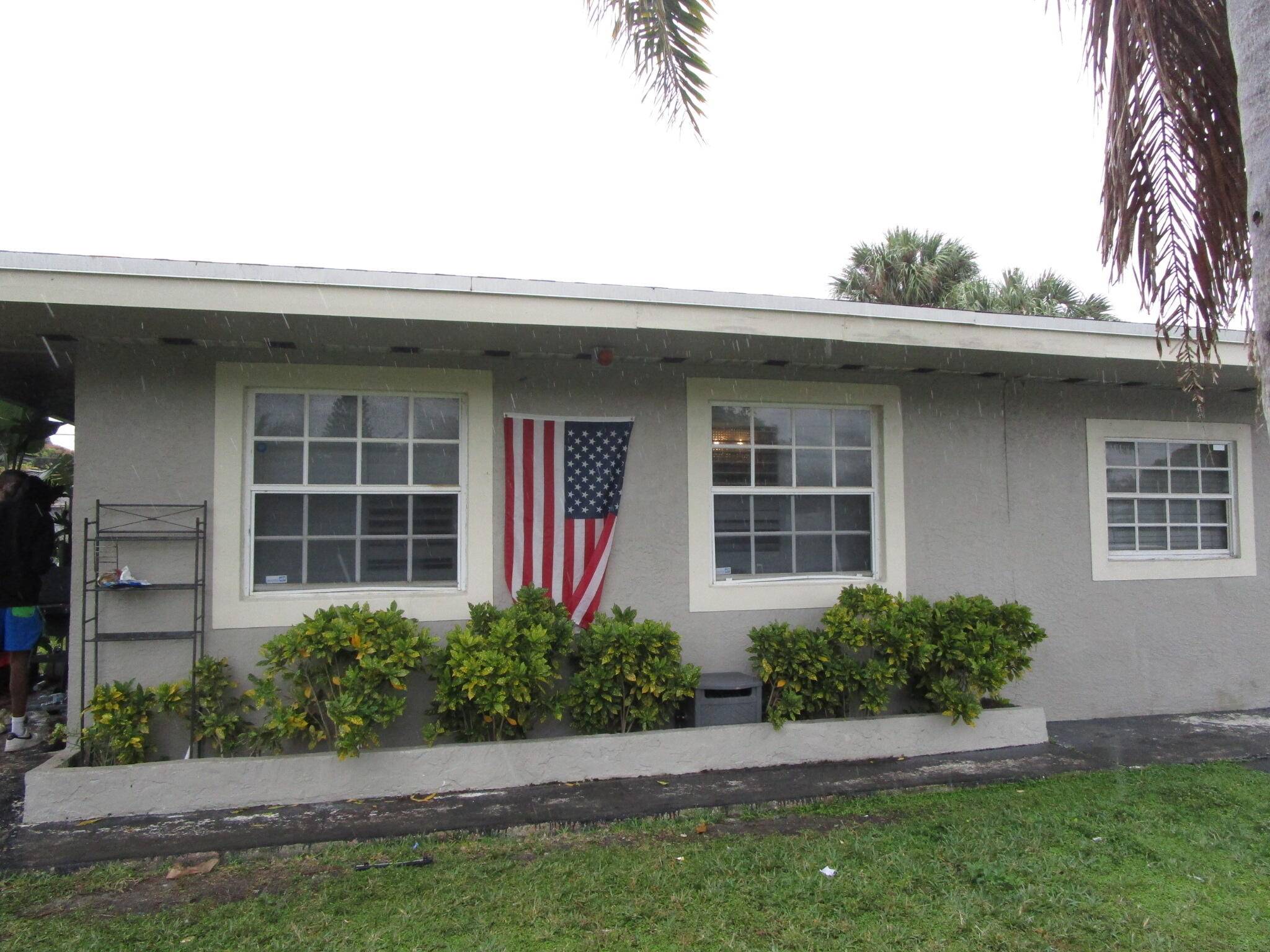 Riviera Beach, FL 33404,1145 W 27th ST