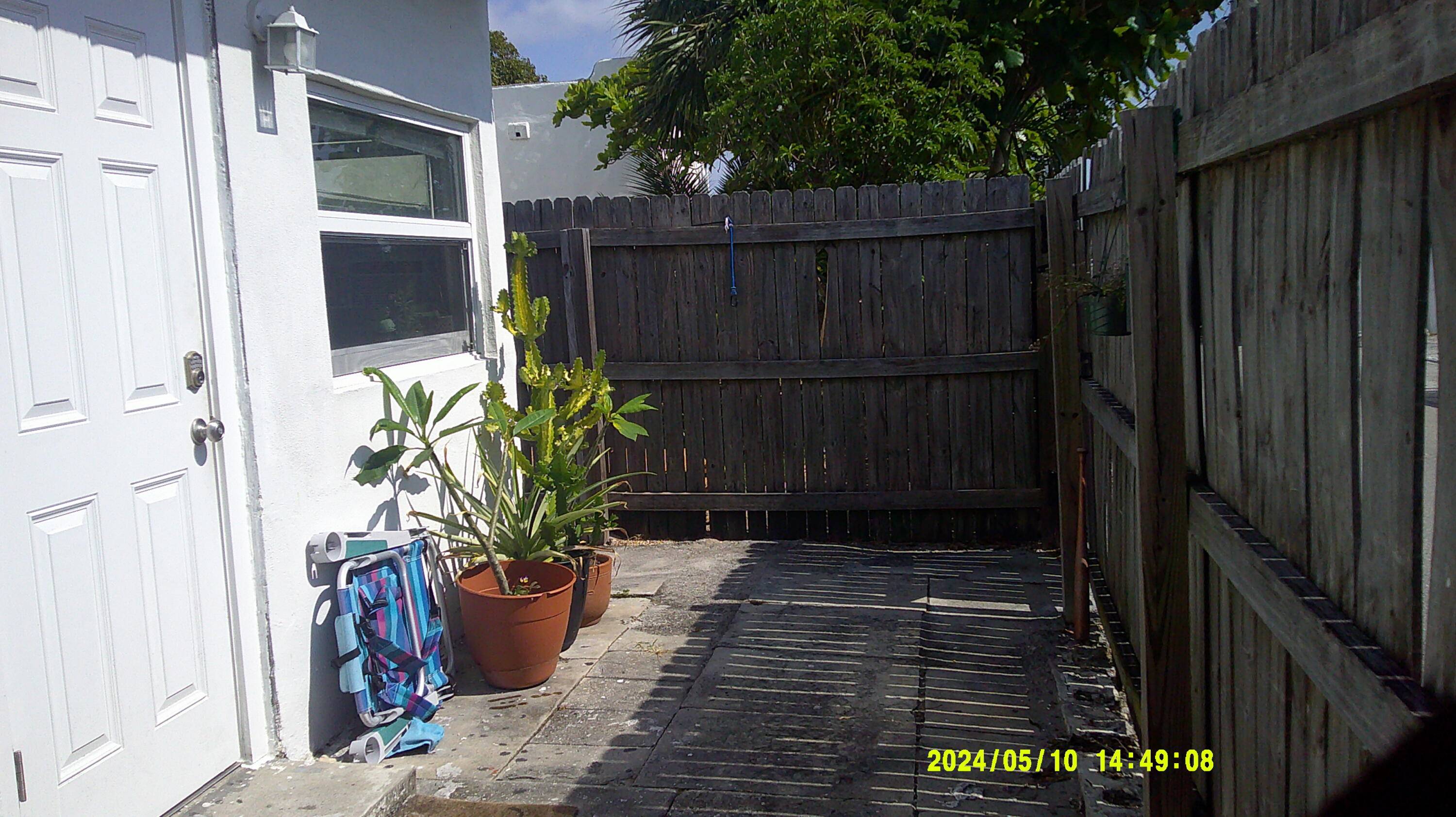 West Palm Beach, FL 33405,412 Macy ST Back House