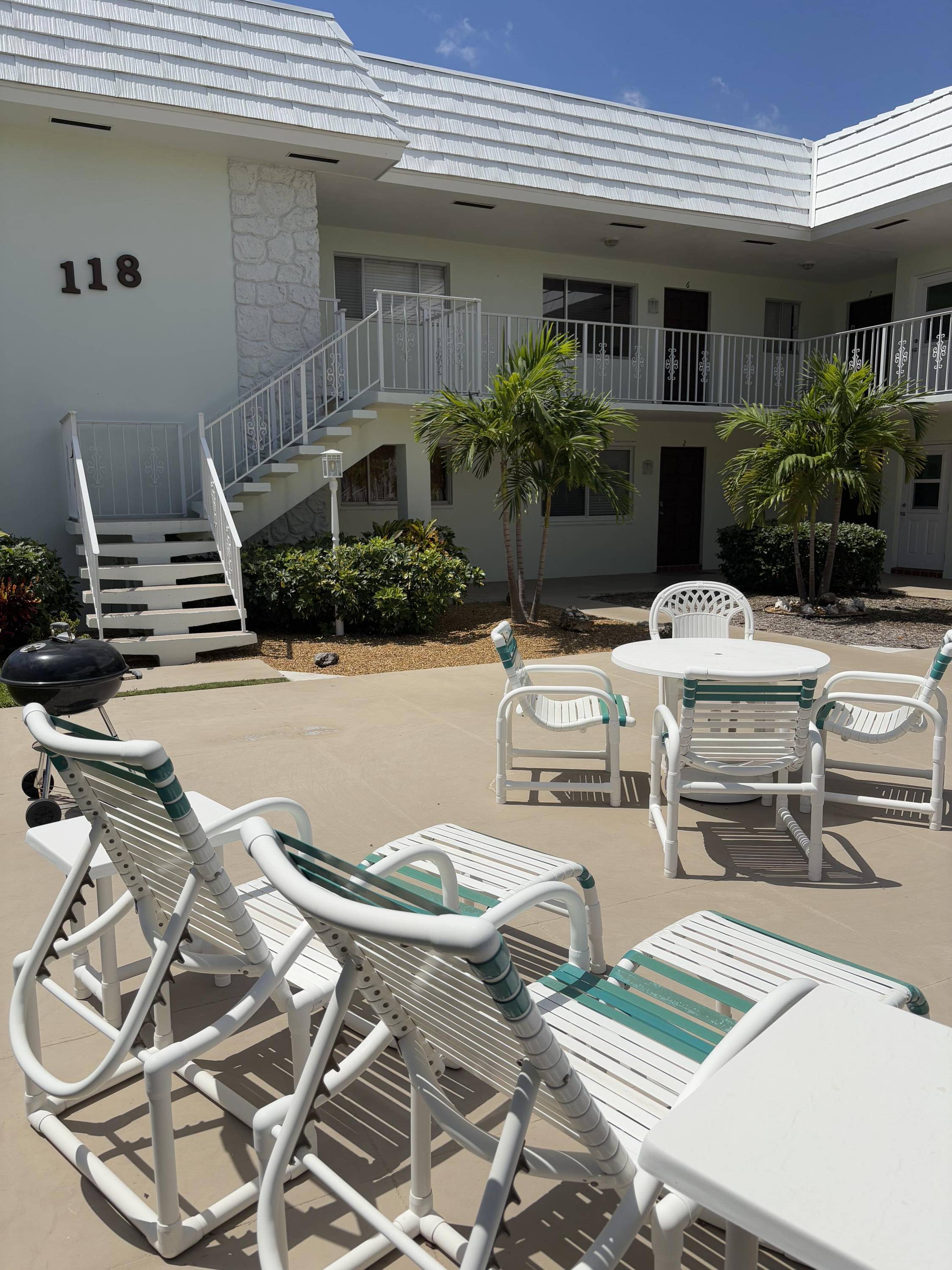 North Palm Beach, FL 33408,118 Yacht Club DR 2