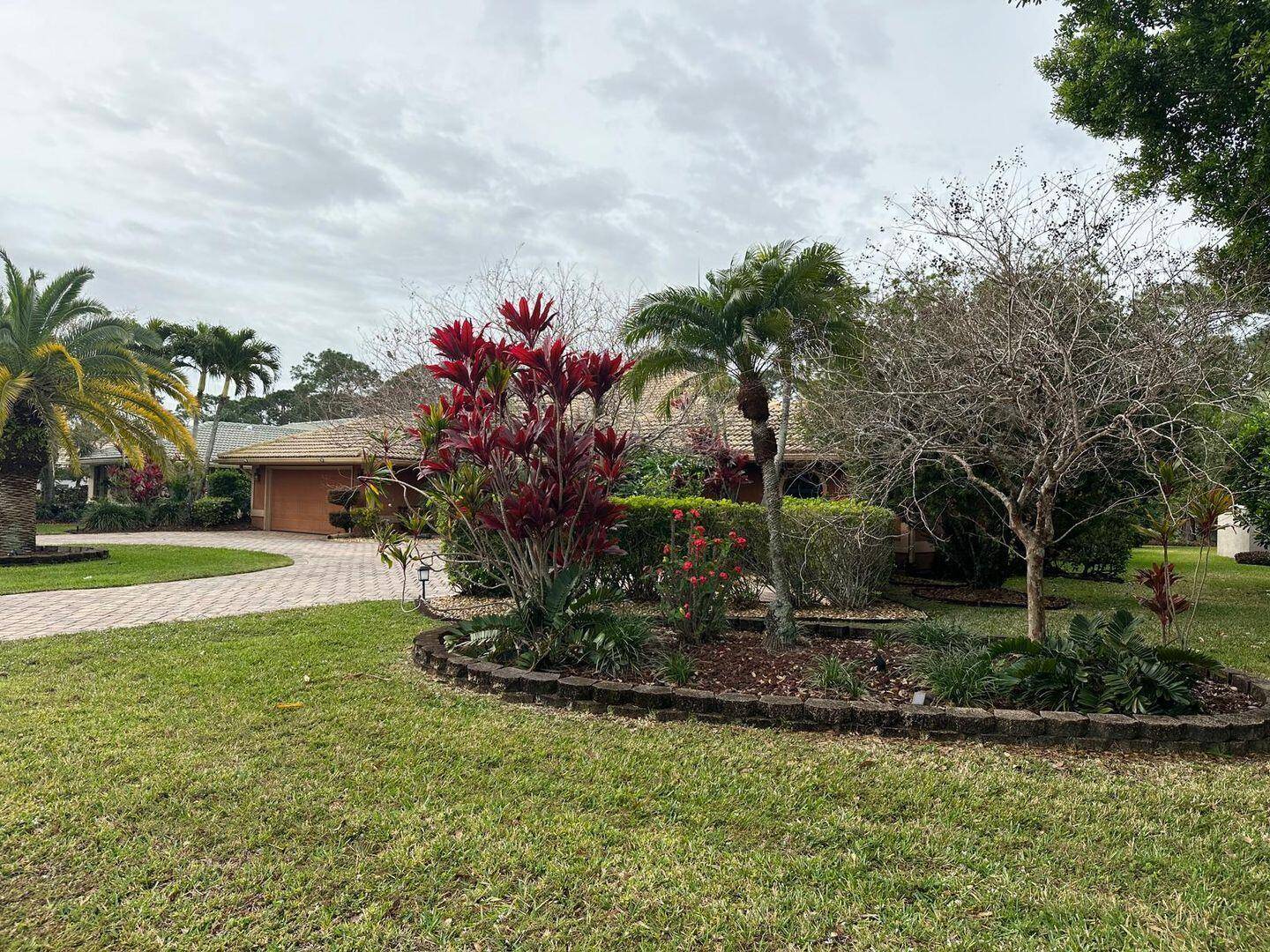 Port Saint Lucie, FL 34986,1180 SW Mirror Lake CV