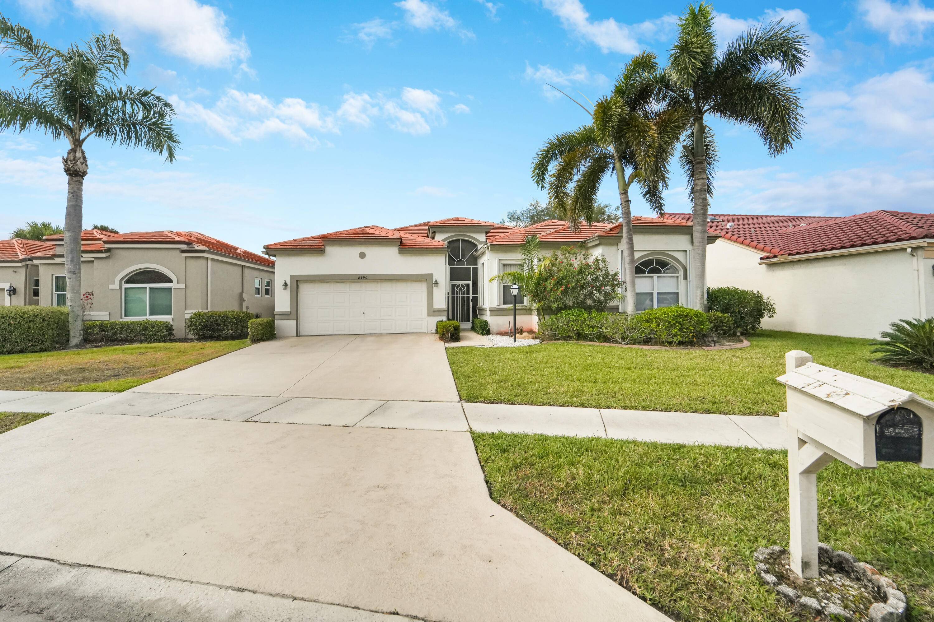 Lake Worth, FL 33467,8490 Lake Cypress RD