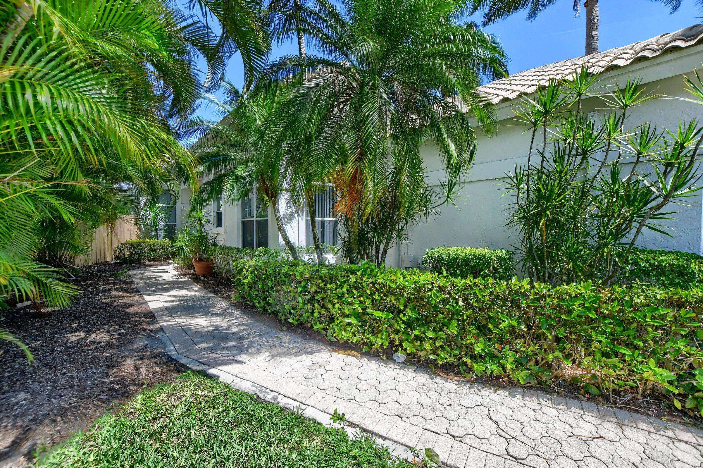 Boca Raton, FL 33496,2475 NW 66th DR