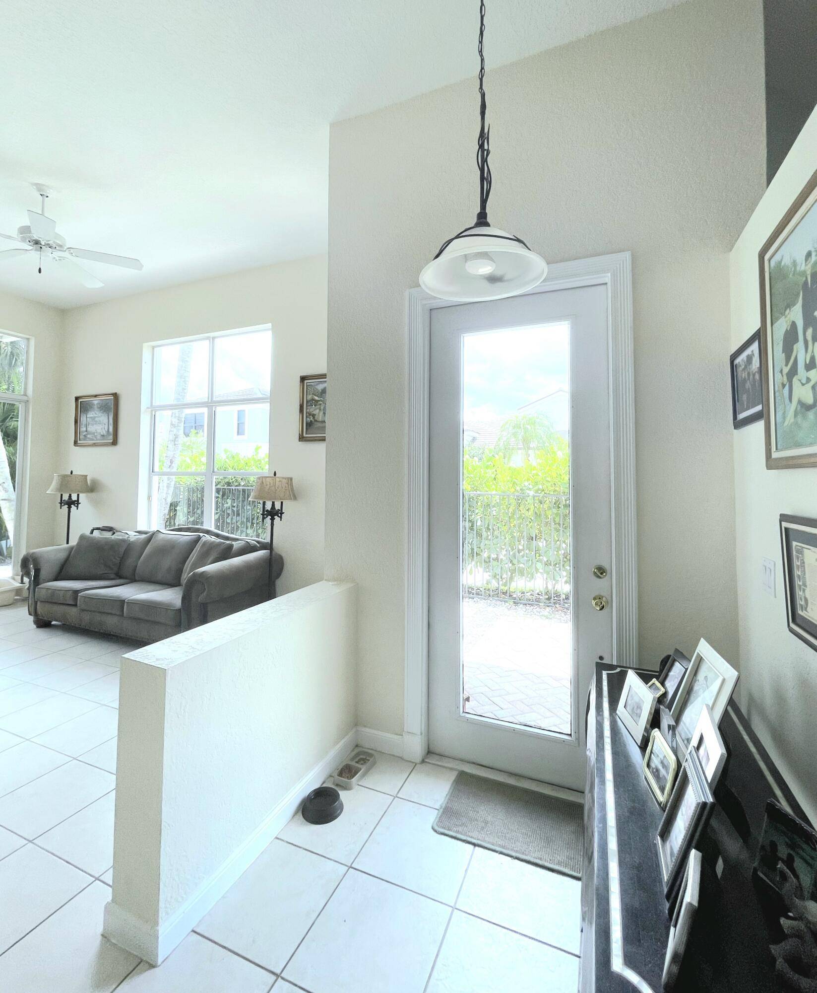 Boca Raton, FL 33496,6616 NW 43rd TER