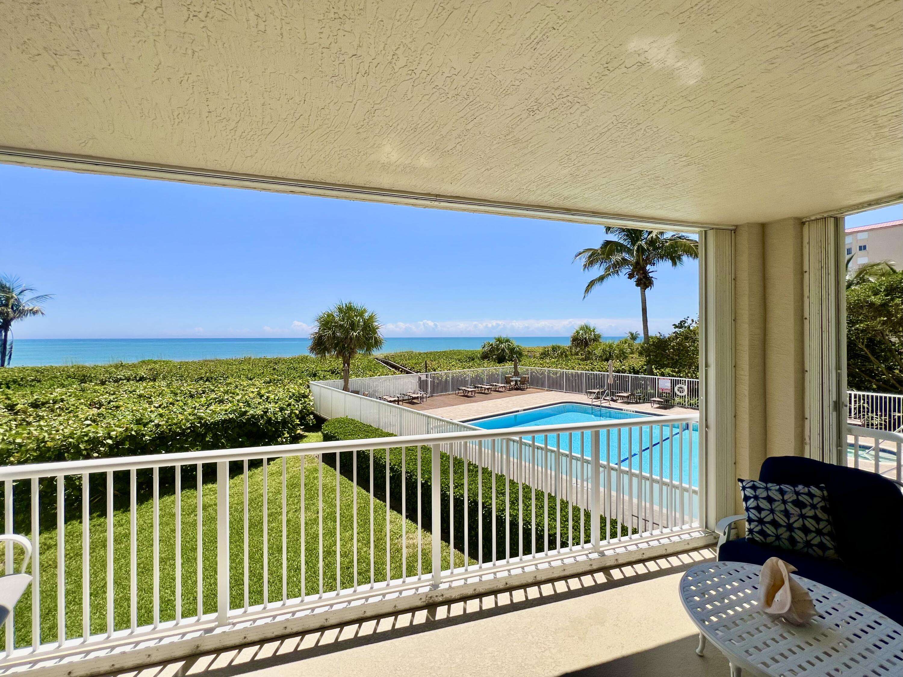 Hutchinson Island, FL 34949,3920 N Highway A1a 204