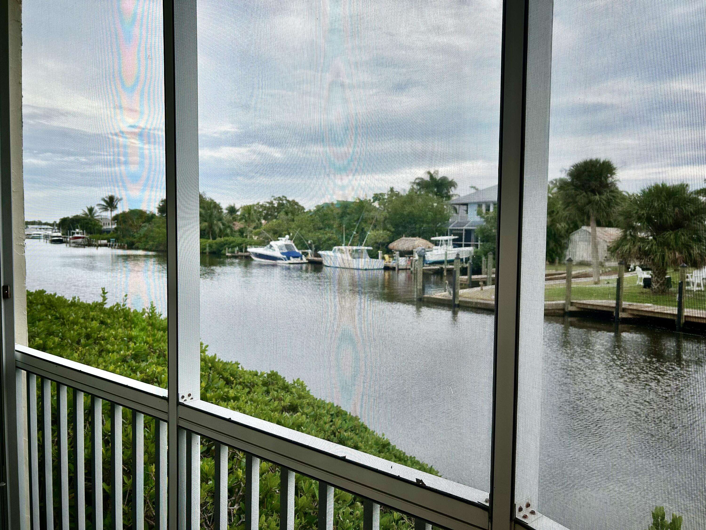 Stuart, FL 34997,3901 SE Saint Lucie BLVD B-13