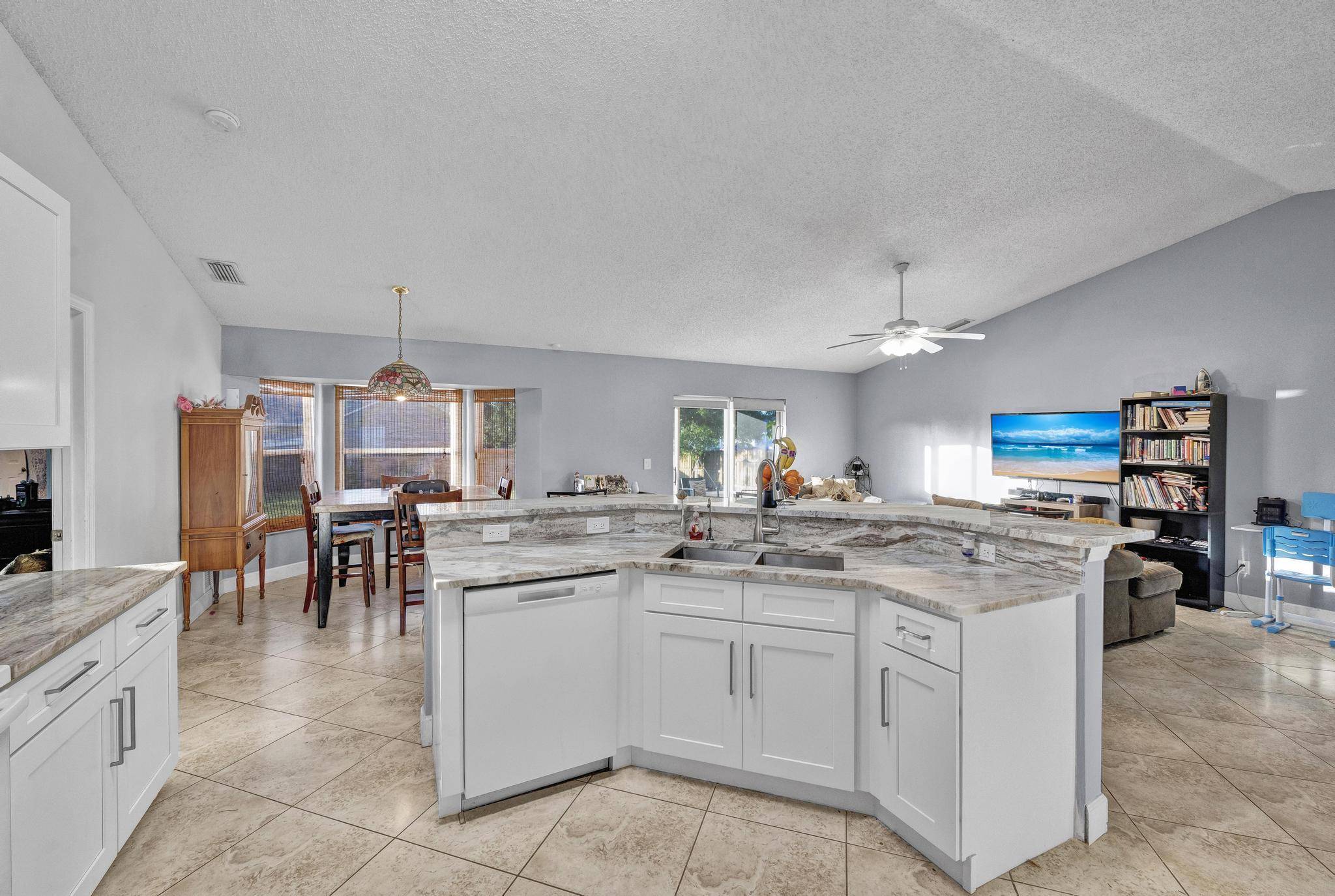 Port Saint Lucie, FL 34983,201 NW Virgo CT
