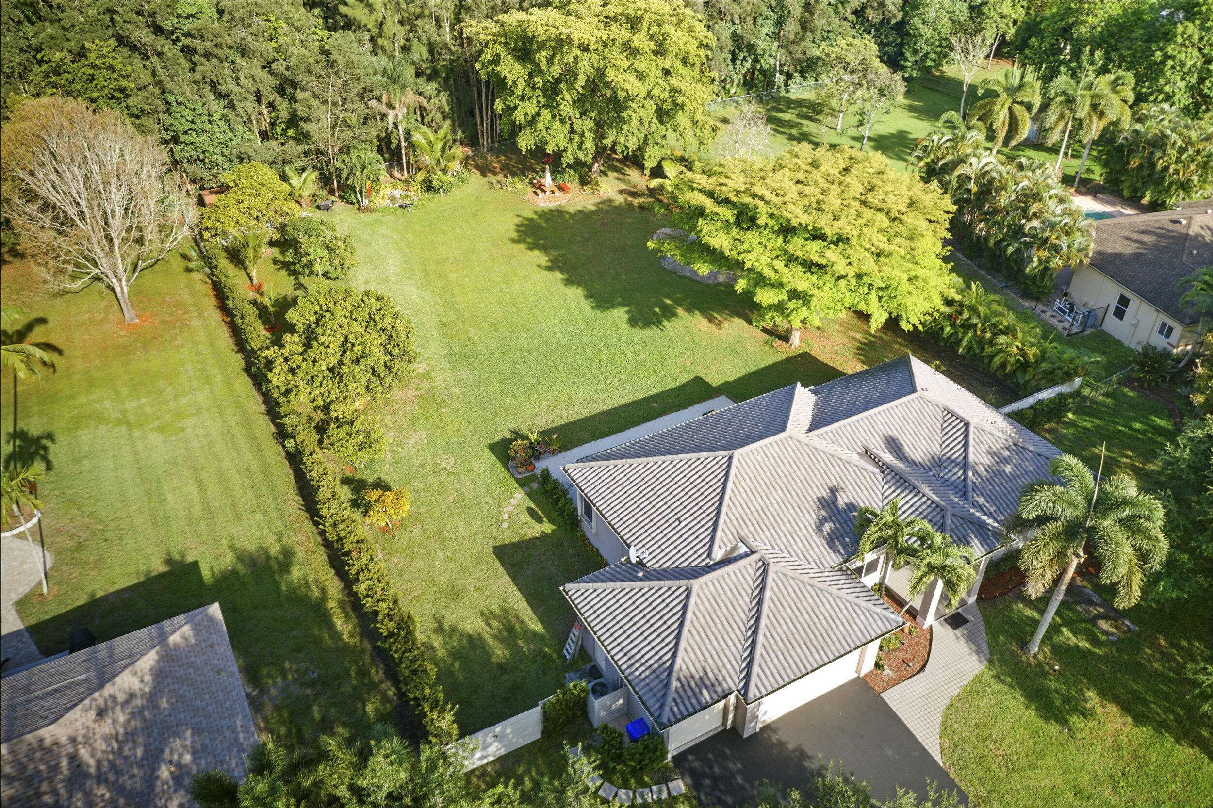 Pembroke Pines, FL 33332,5320 SW 199th AVE