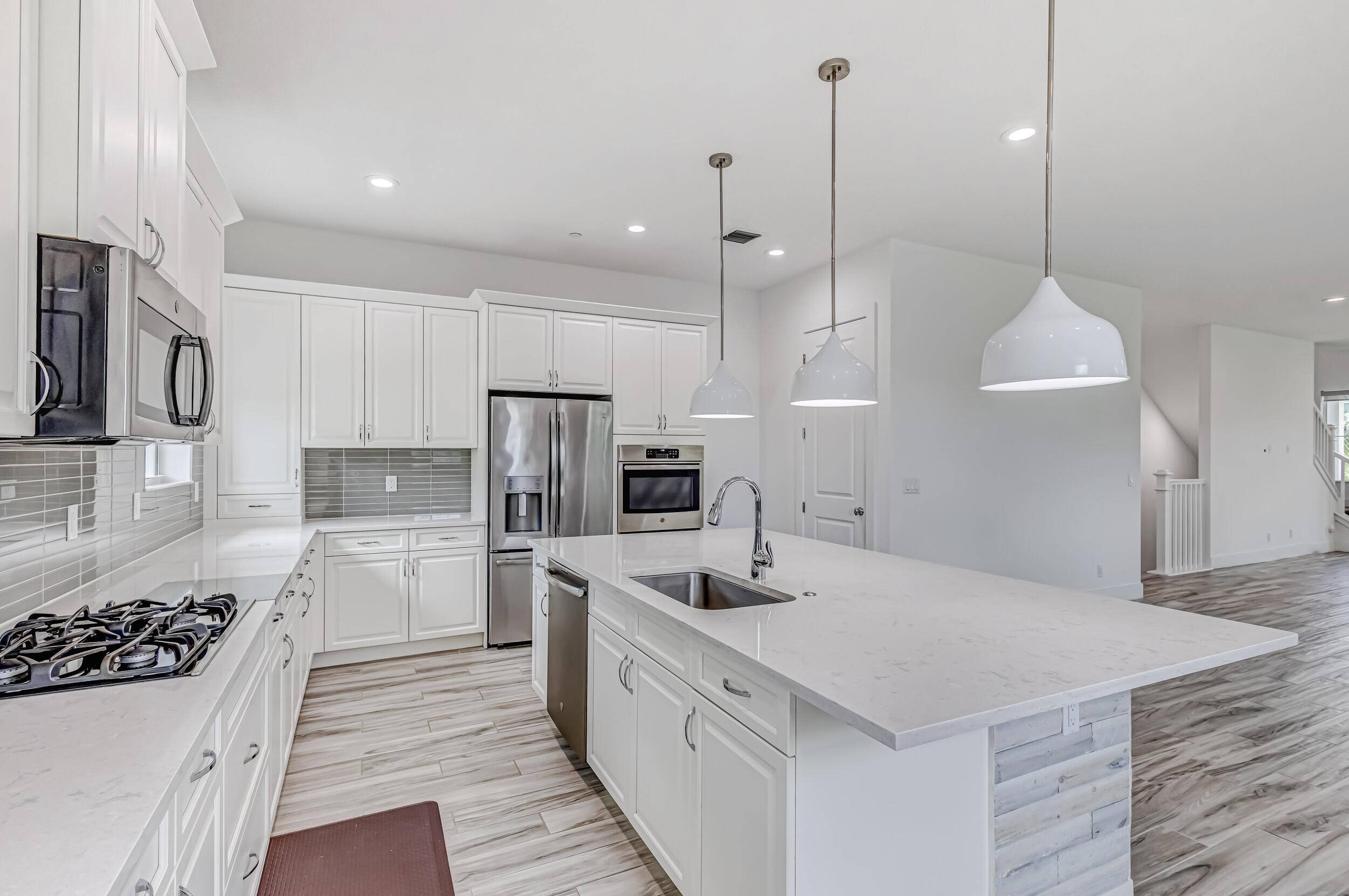 Palm Beach Gardens, FL 33418,4126 Faraday WAY
