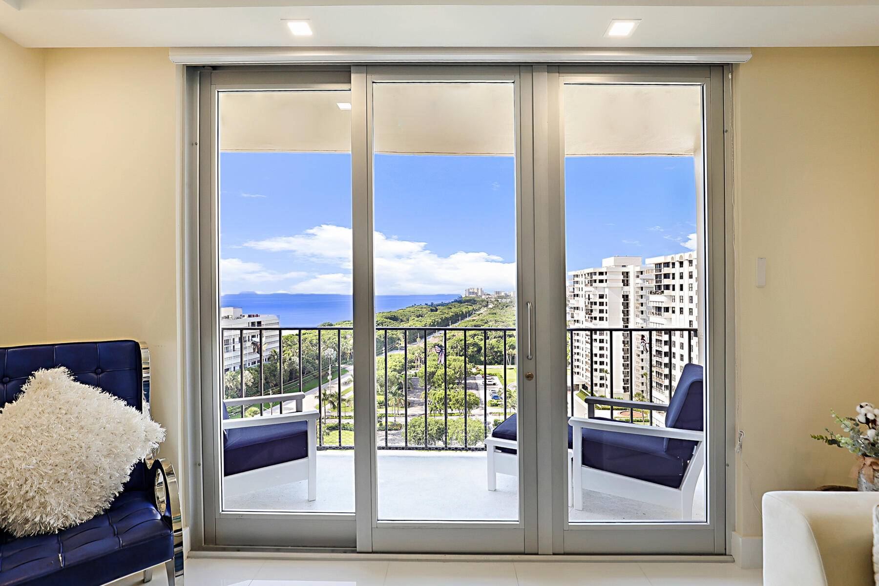 Boca Raton, FL 33431,2121 N Ocean BLVD 1605e