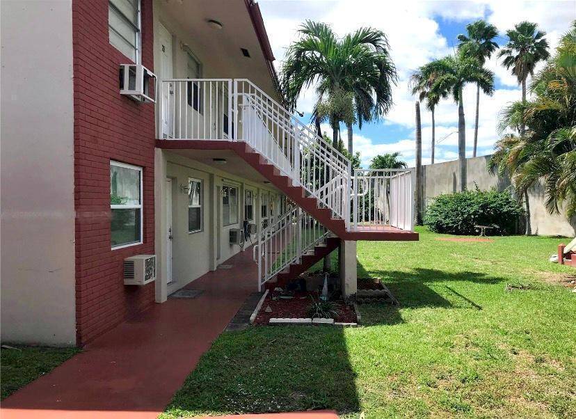 Hollywood, FL 33020,2915 Plunkett ST 11d