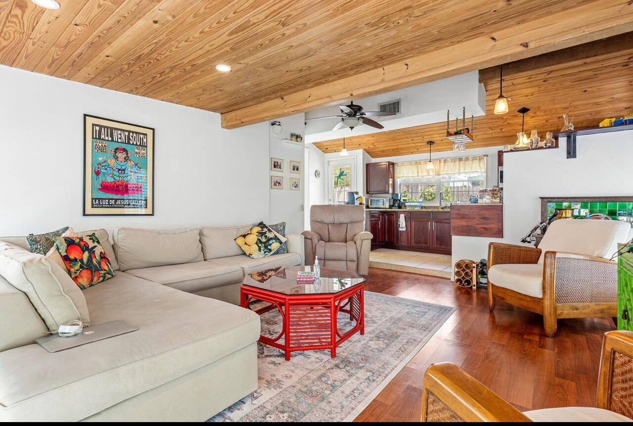 Delray Beach, FL 33483,341 NE 7th AVE