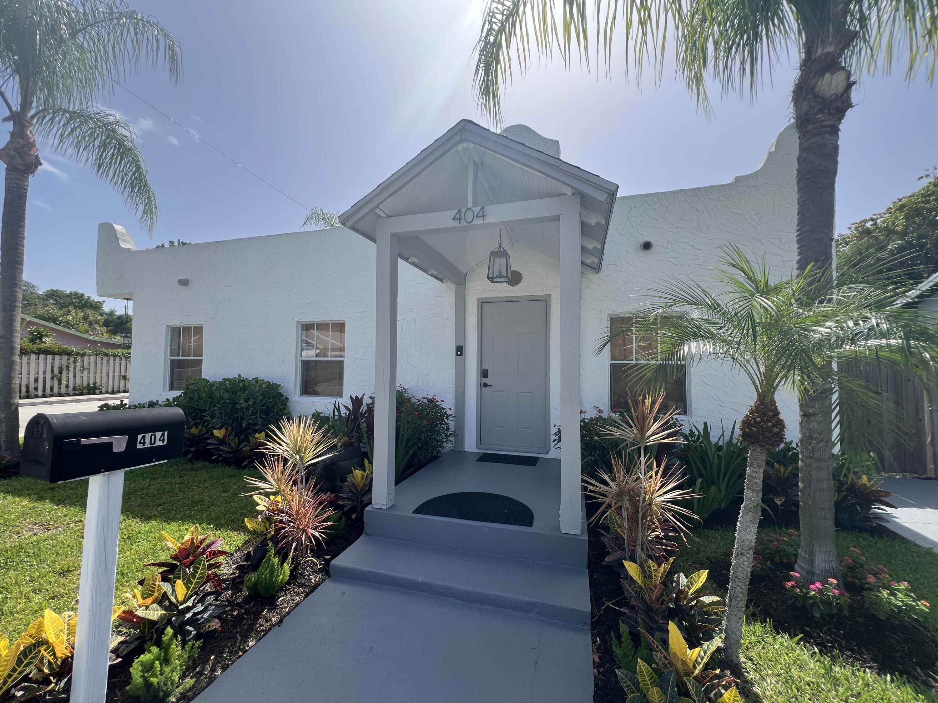 Lake Worth Beach, FL 33460,404 S M ST 1