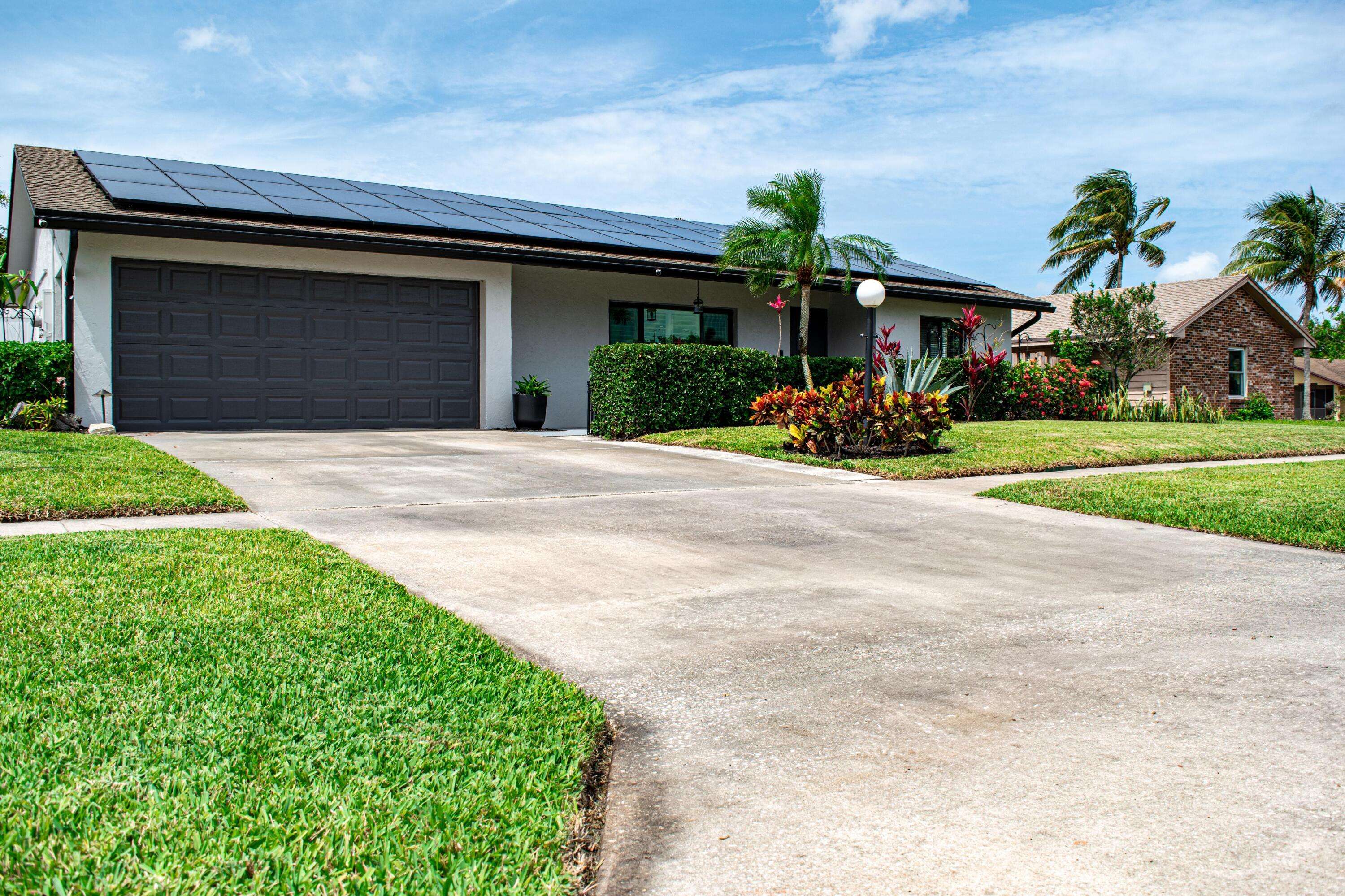 Lake Worth, FL 33463,5432 S Sandhurst CIR
