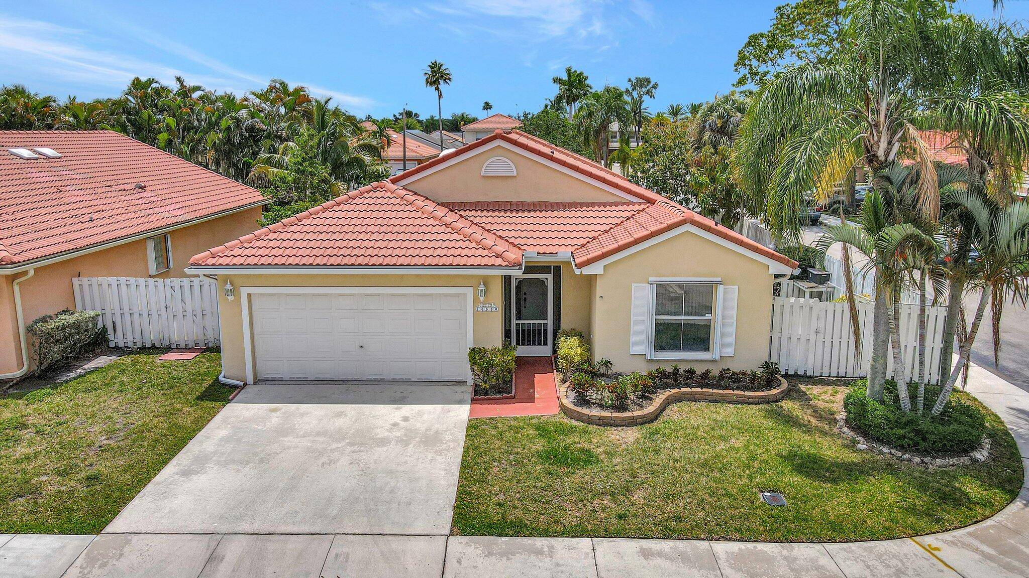 Pembroke Pines, FL 33028,16590 NW 9th ST