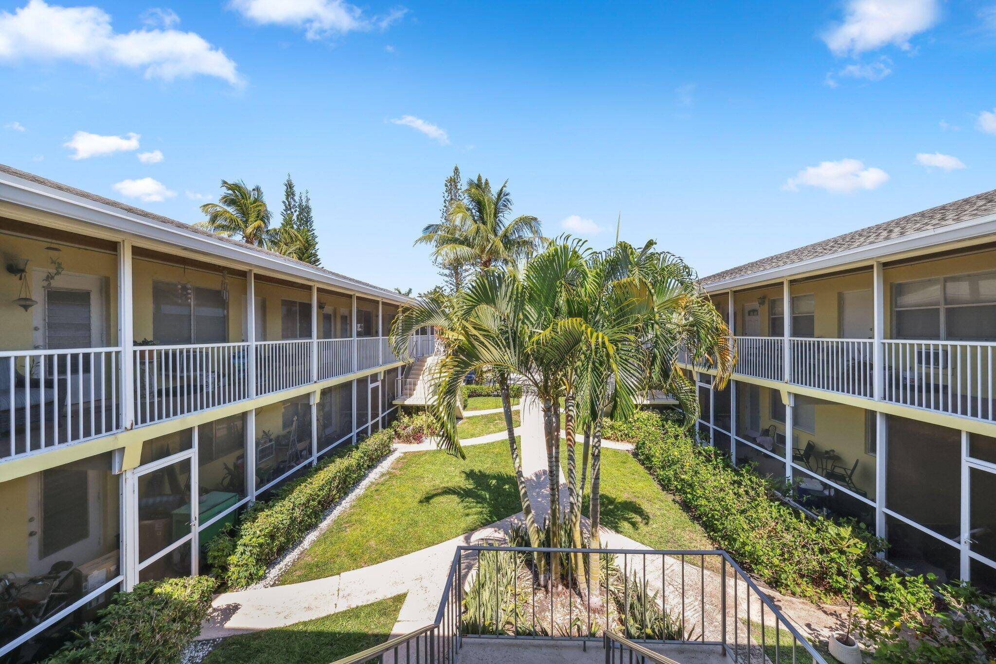 Delray Beach, FL 33483,520 NE 7th AVE 2e