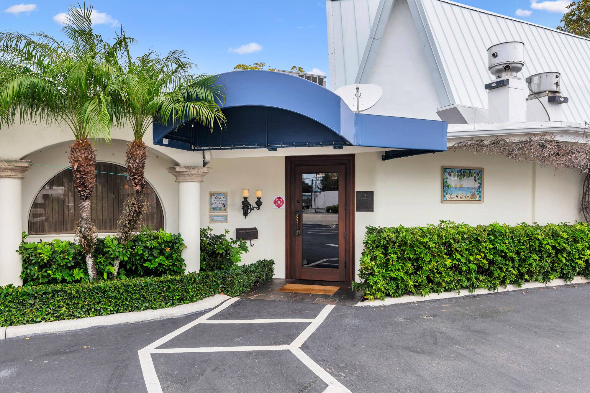 West Palm Beach, FL 33405,6316 S Dixie HWY