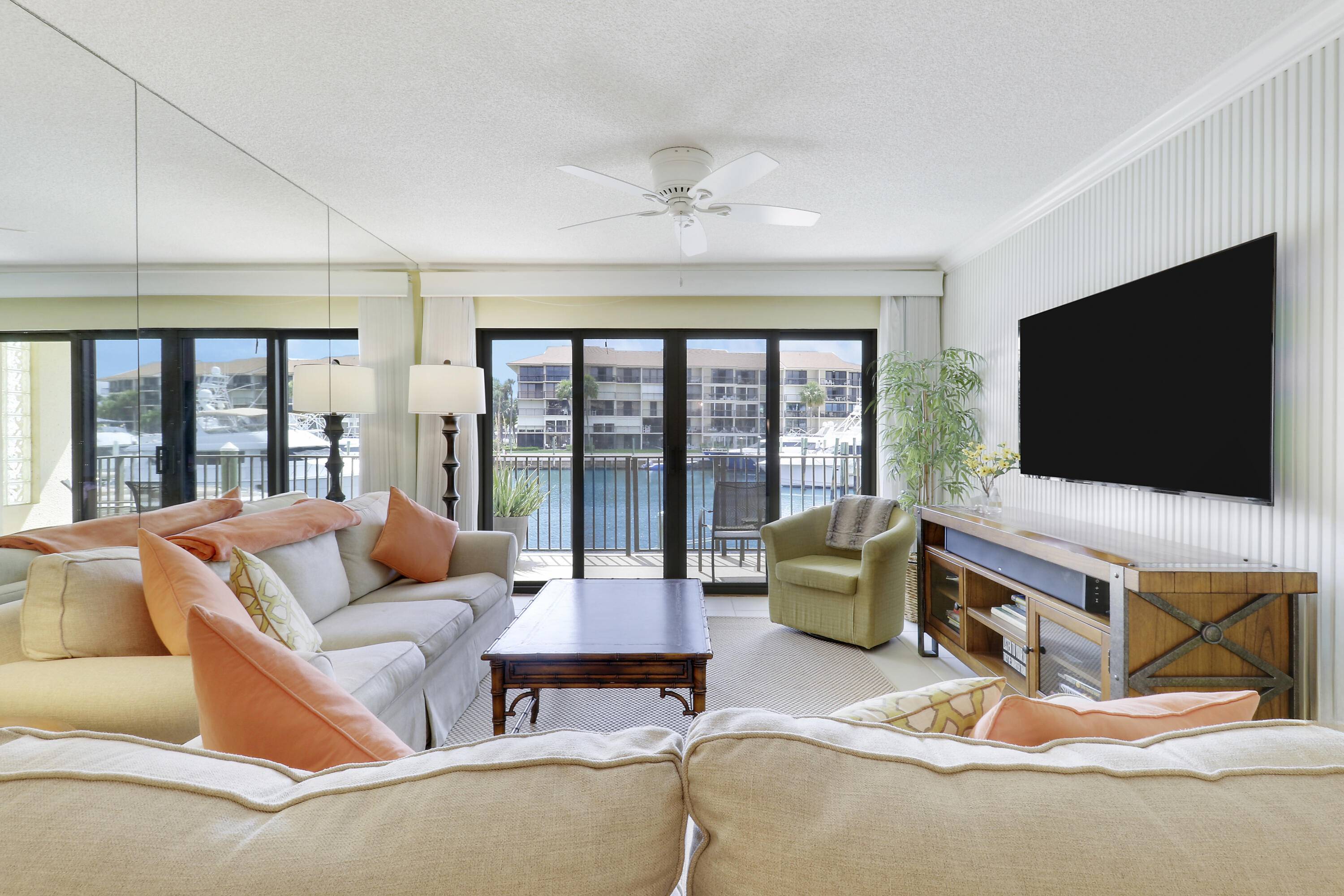 Jupiter, FL 33477,1301 Seafarer CIR 105