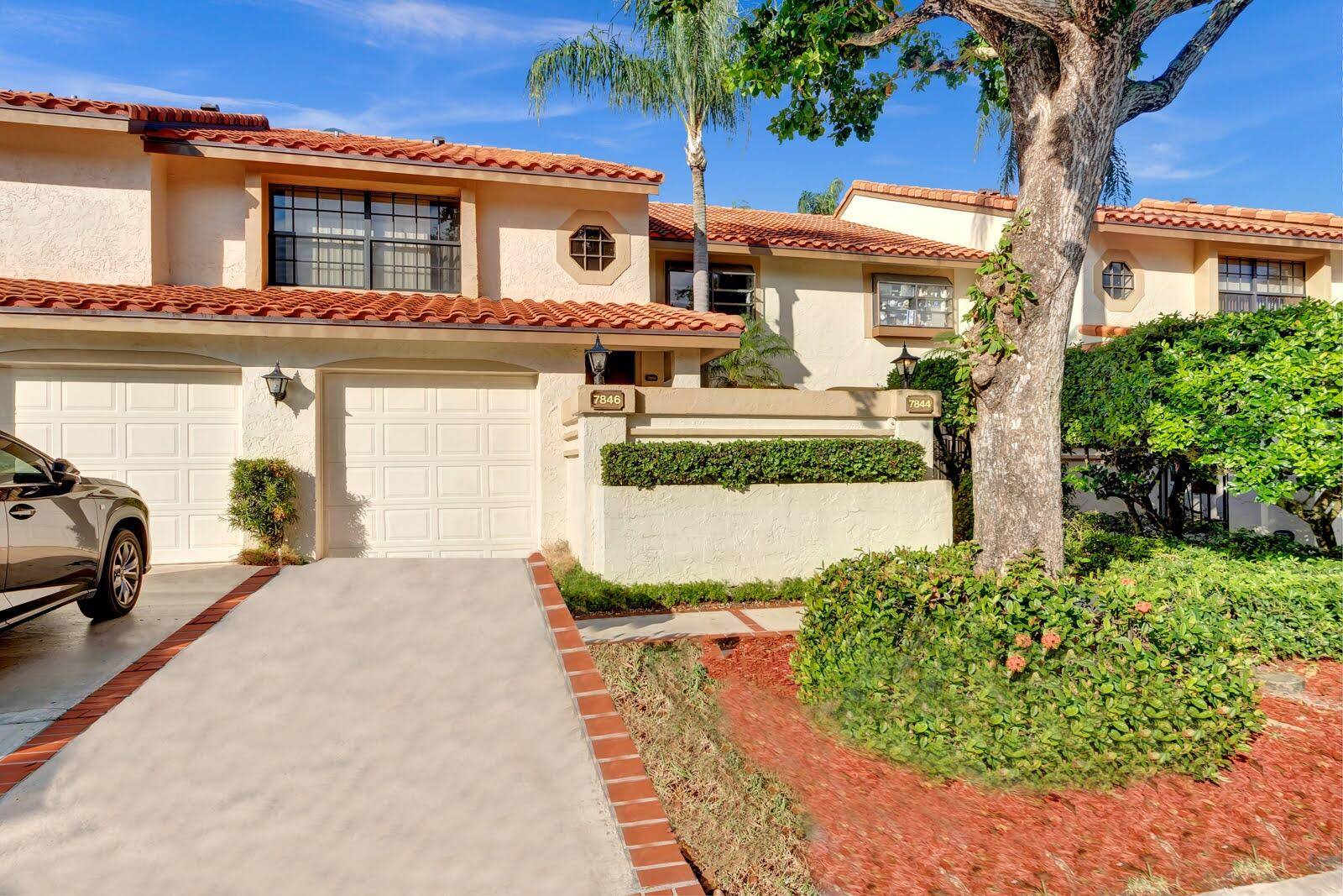 Boca Raton, FL 33433,7844 La Mirada DR