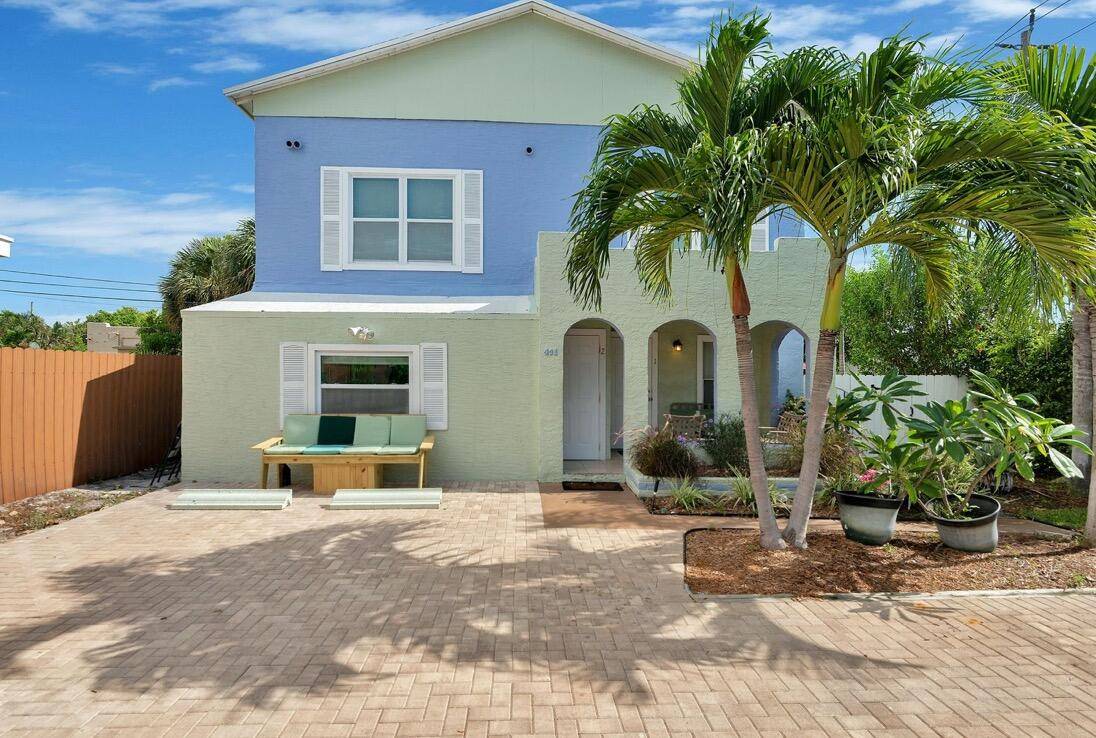 West Palm Beach, FL 33405,411 Nathan Hale RD 2