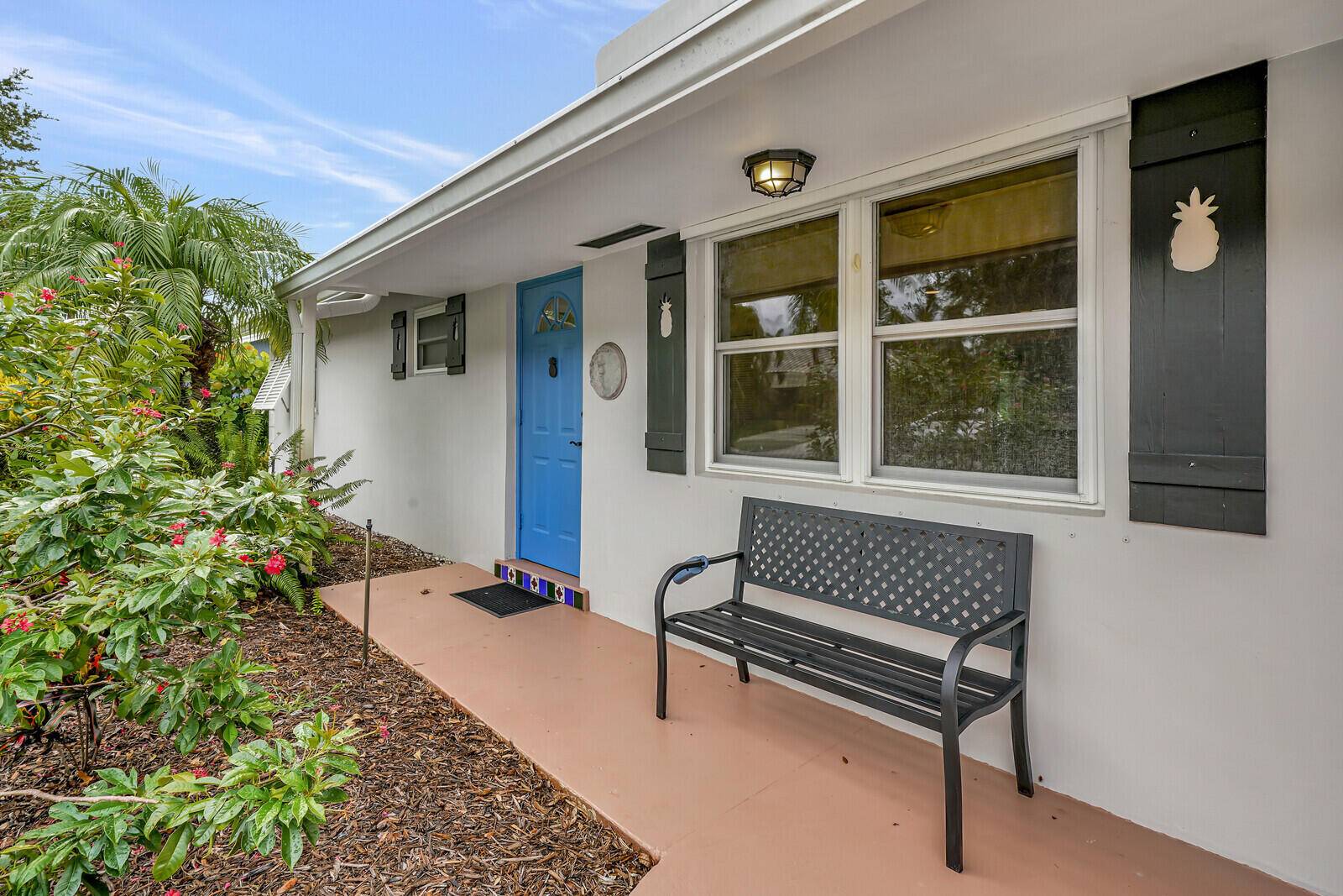 Tequesta, FL 33469,368 Beacon ST