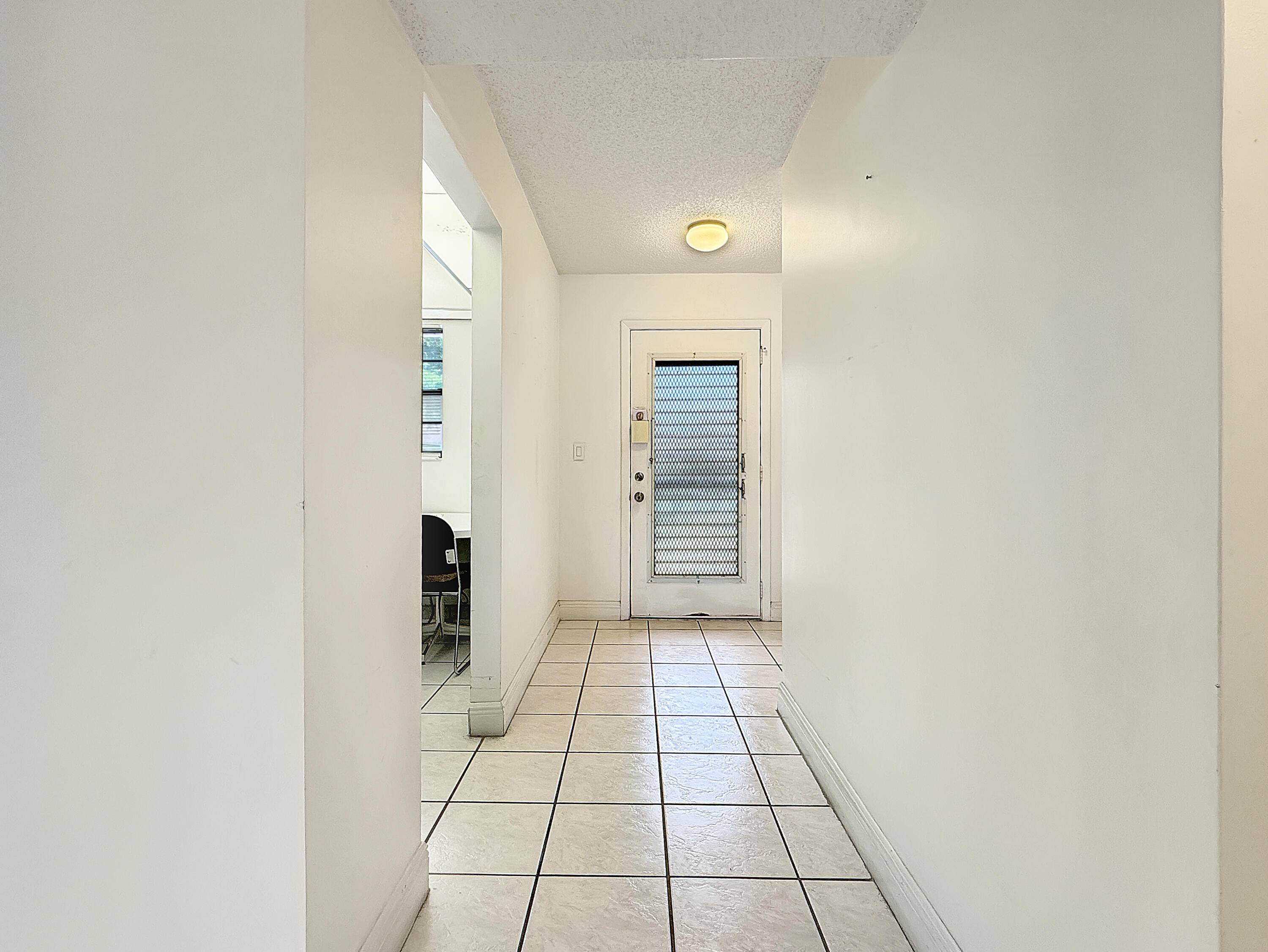 Tamarac, FL 33319,4960 E Sabal Palm BLVD 206