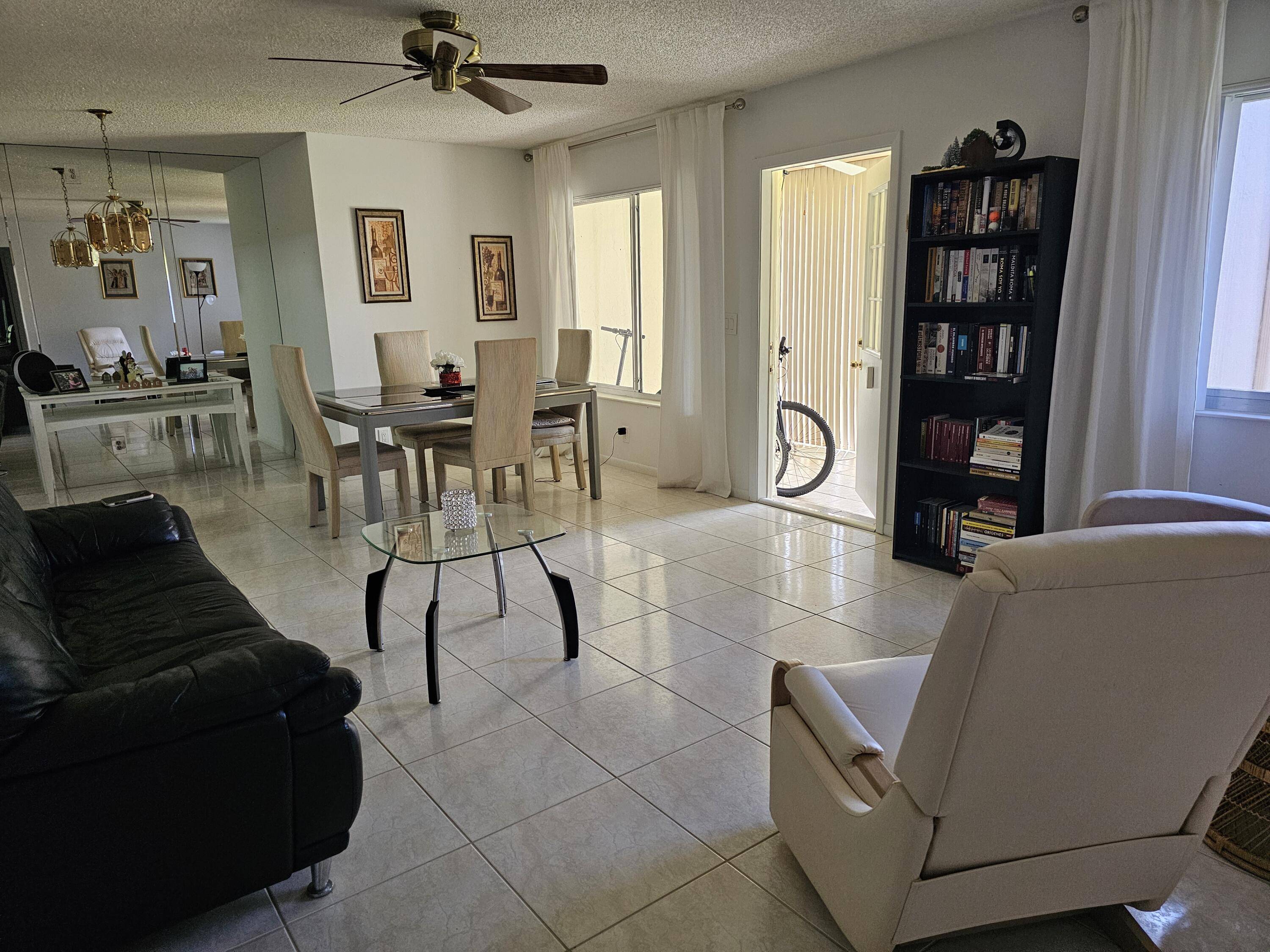 Greenacres, FL 33463,443 Pine Glen LN C-2