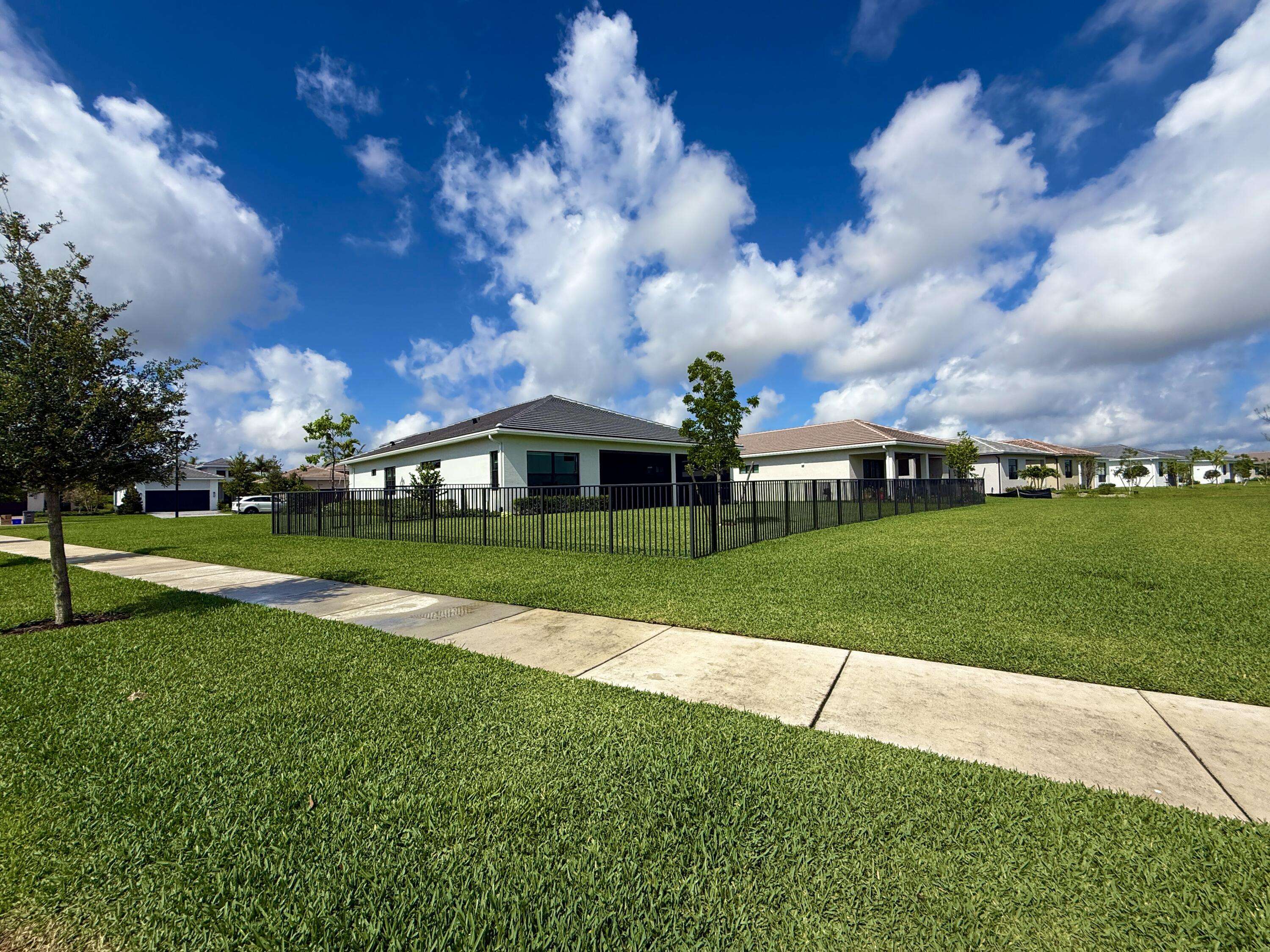 Westlake, FL 33470,4907 Saint Armands WAY