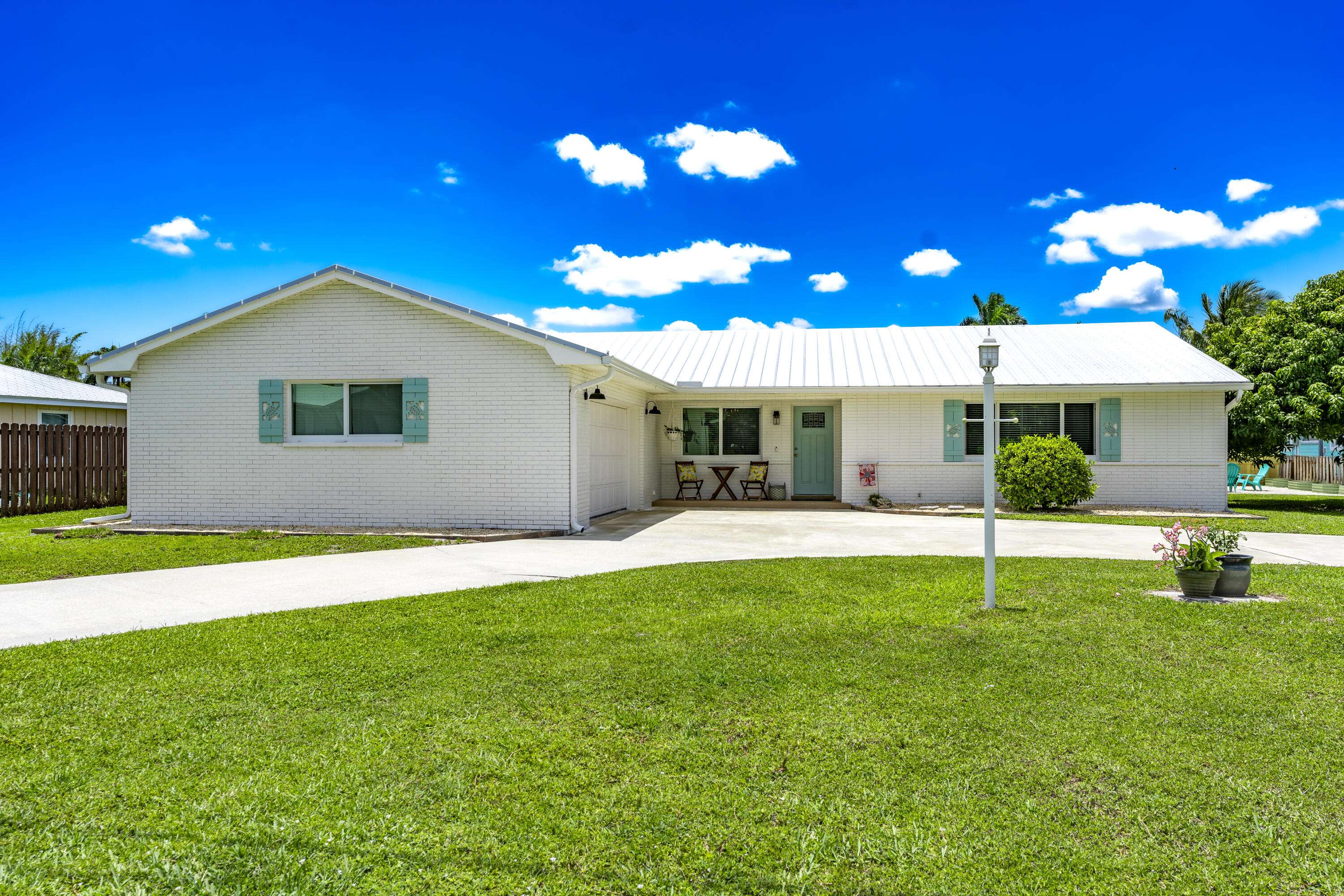 Stuart, FL 34994,1848 NW Palmetto TER