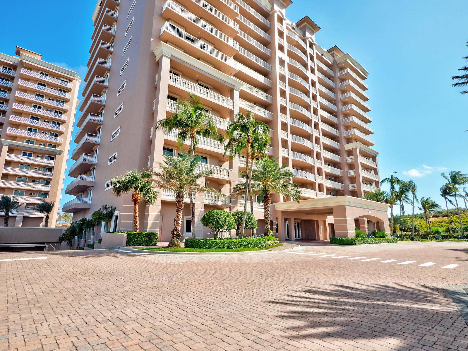 Juno Beach, FL 33408,700 Ocean Royale WAY 401