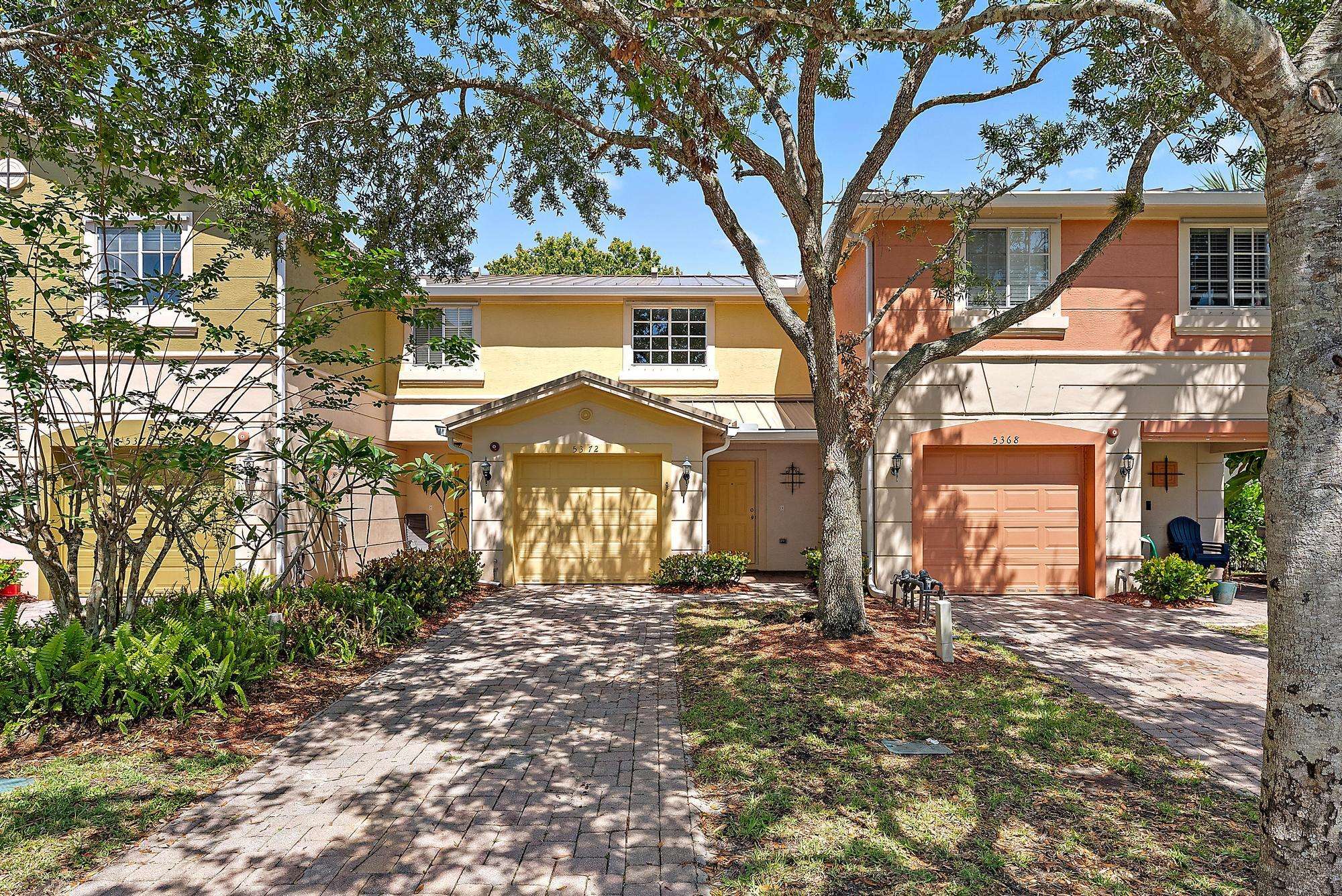 Stuart, FL 34997,5372 SE Jennings LN