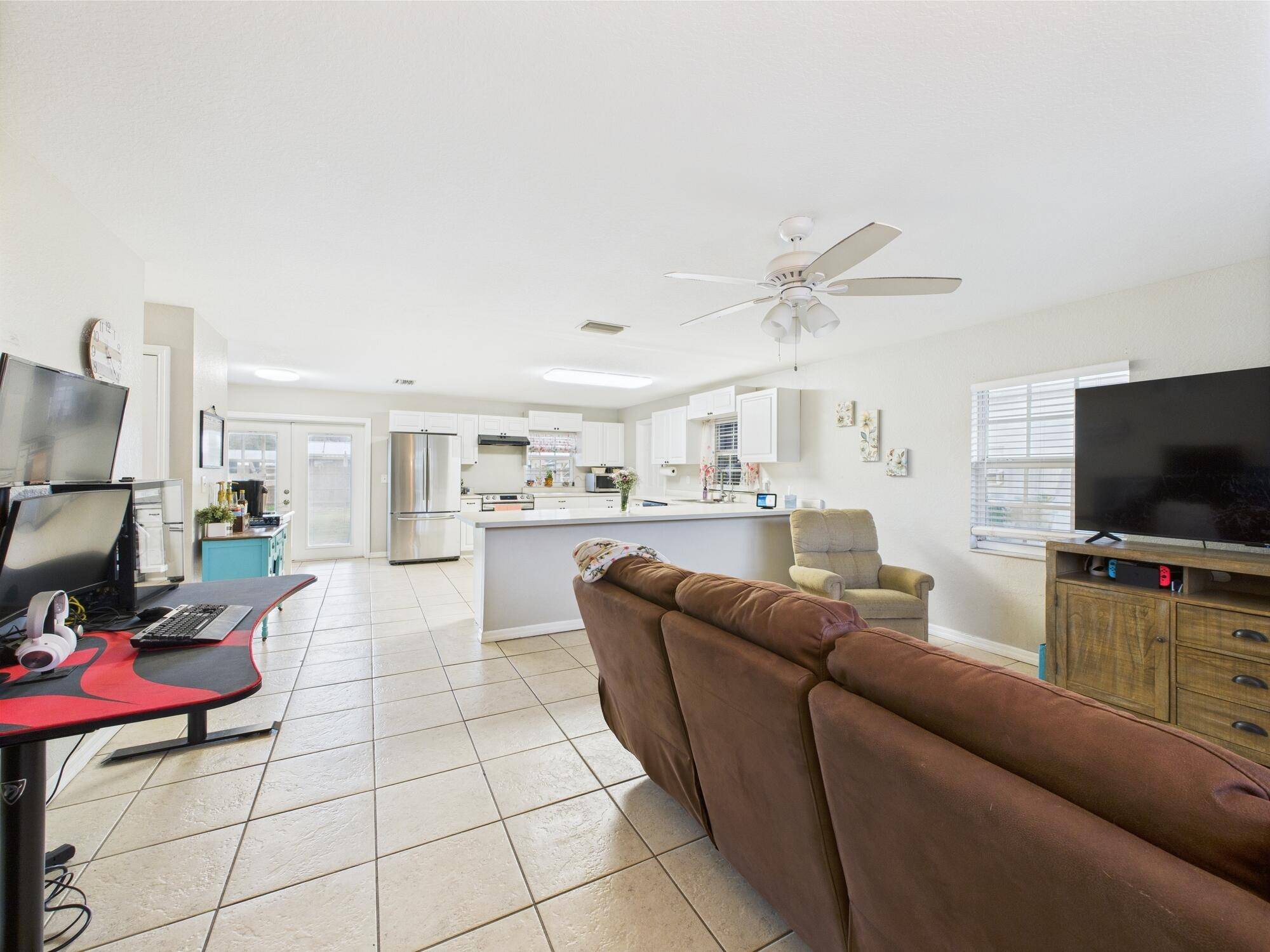 Okeechobee, FL 34974,3307 SW 22nd ST