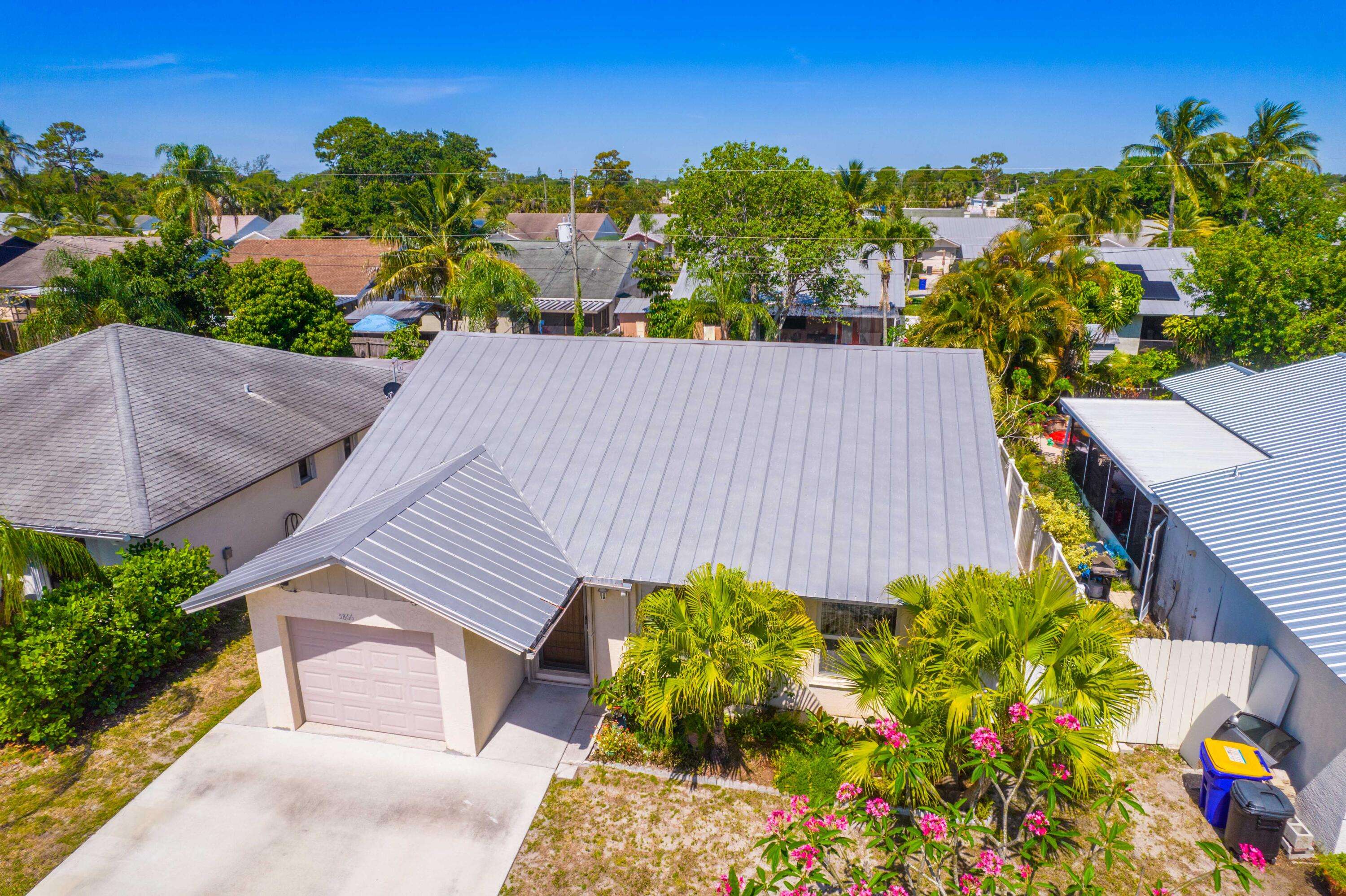 Stuart, FL 34997,5866 SE Wilsie DR