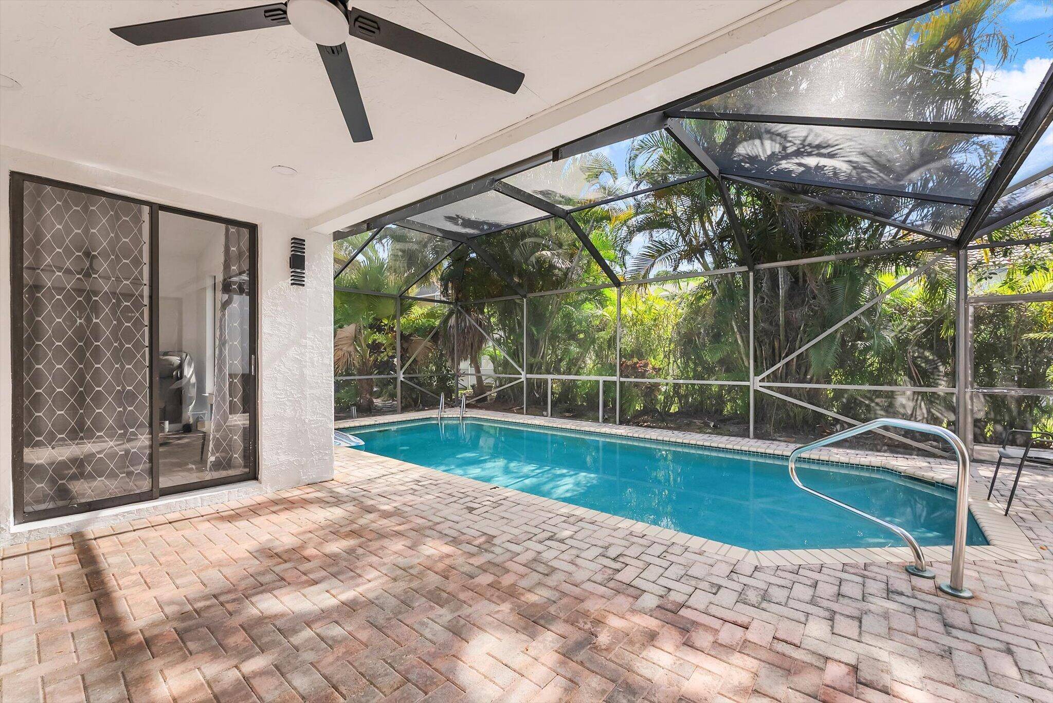 Boca Raton, FL 33428,22319 Holcomb PL