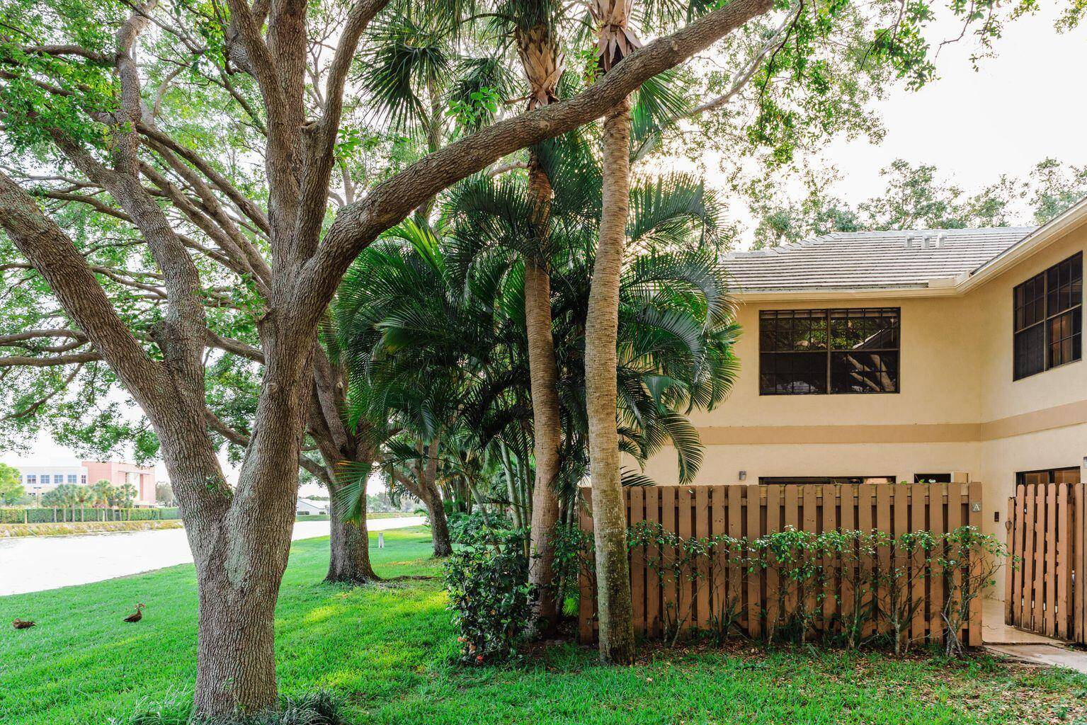 Delray Beach, FL 33445,2936 Sw 22nd CIR 11a