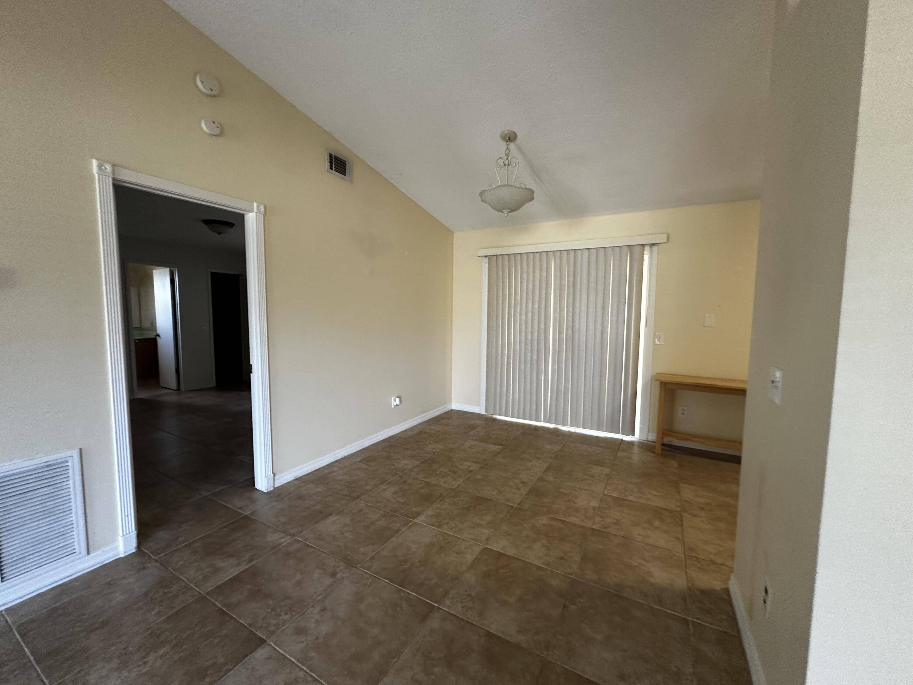 Port Saint Lucie, FL 34953,1433 SW San Esteban AVE