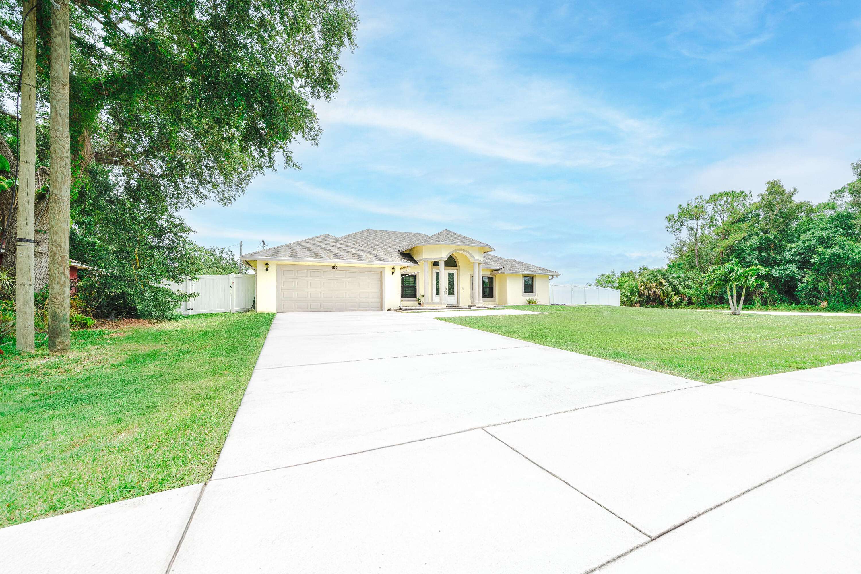 Port Saint Lucie, FL 34953,1601 SW California BLVD