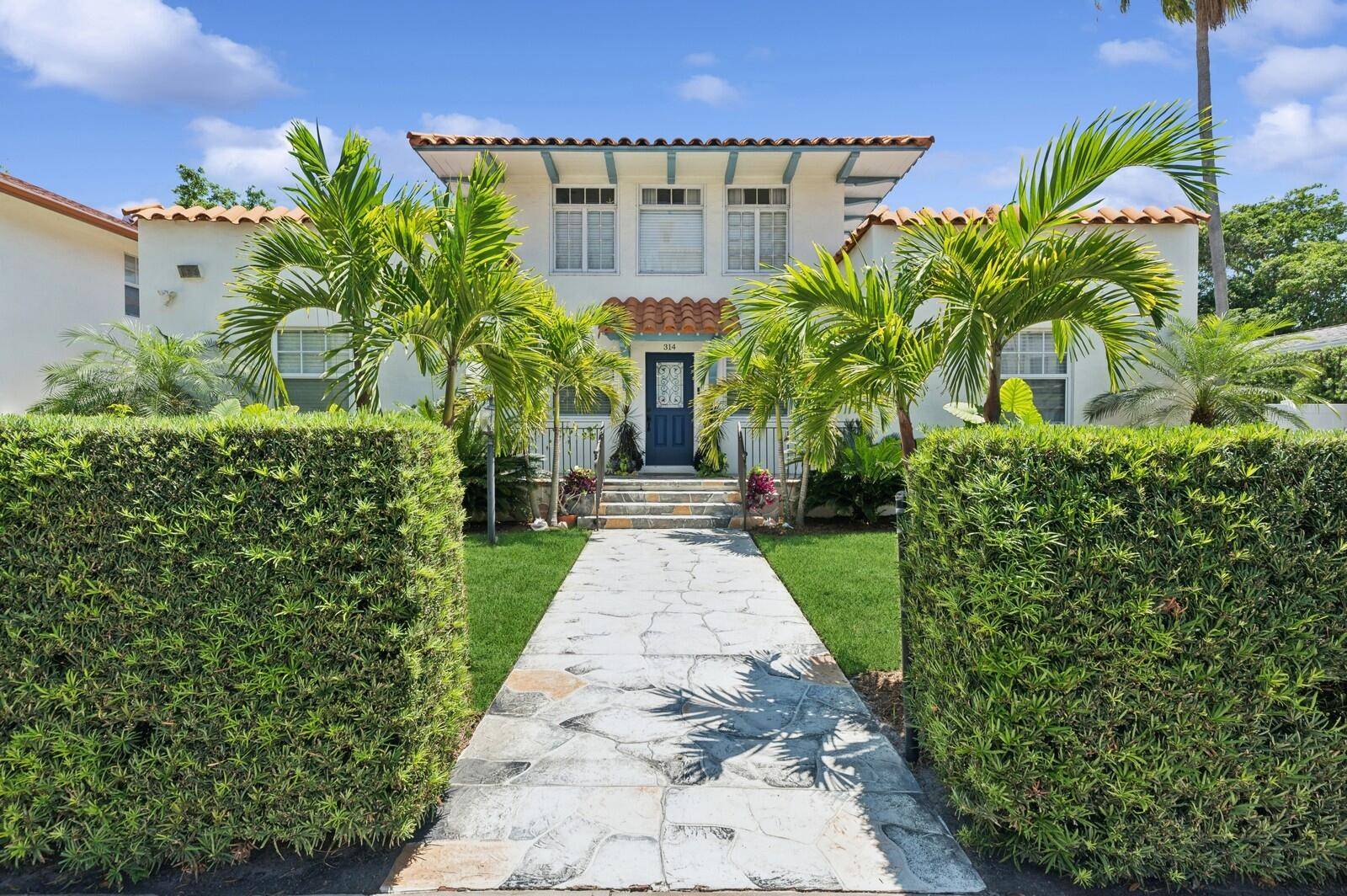 West Palm Beach, FL 33405,310 Almeria RD
