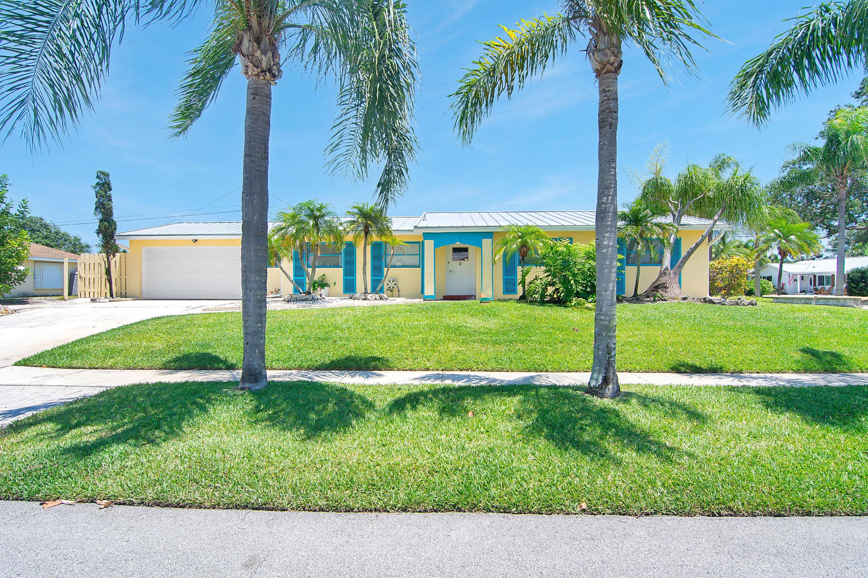 Tequesta, FL 33469,360 Saturn AVE